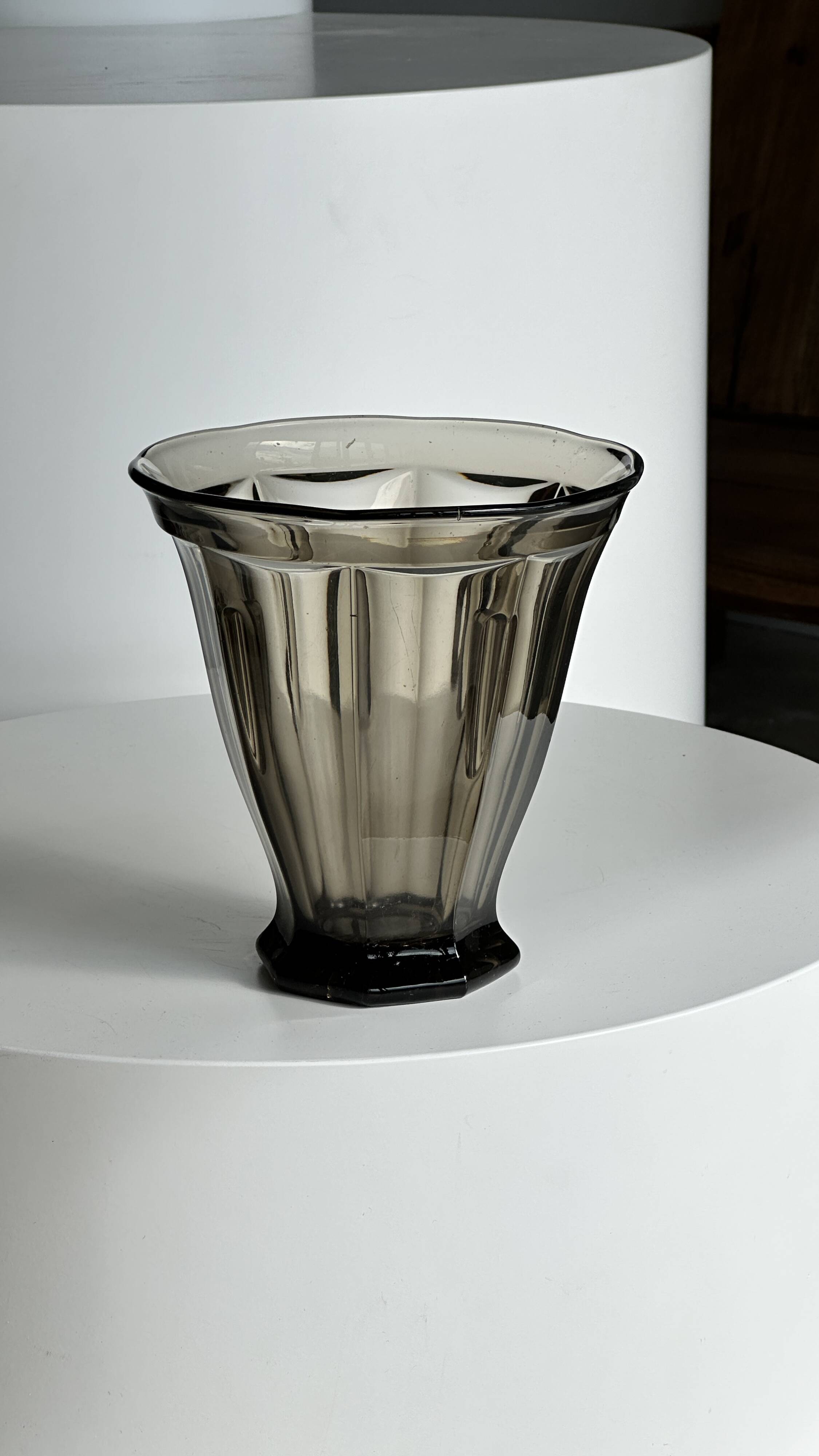 Smoked molded glass vase H:17cm