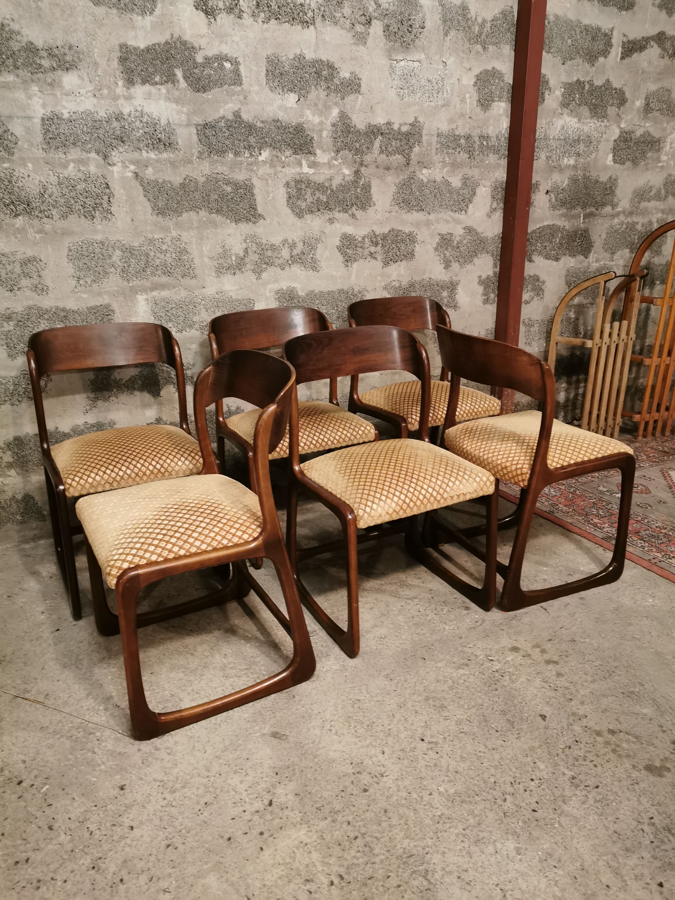 6 Baumann chairs