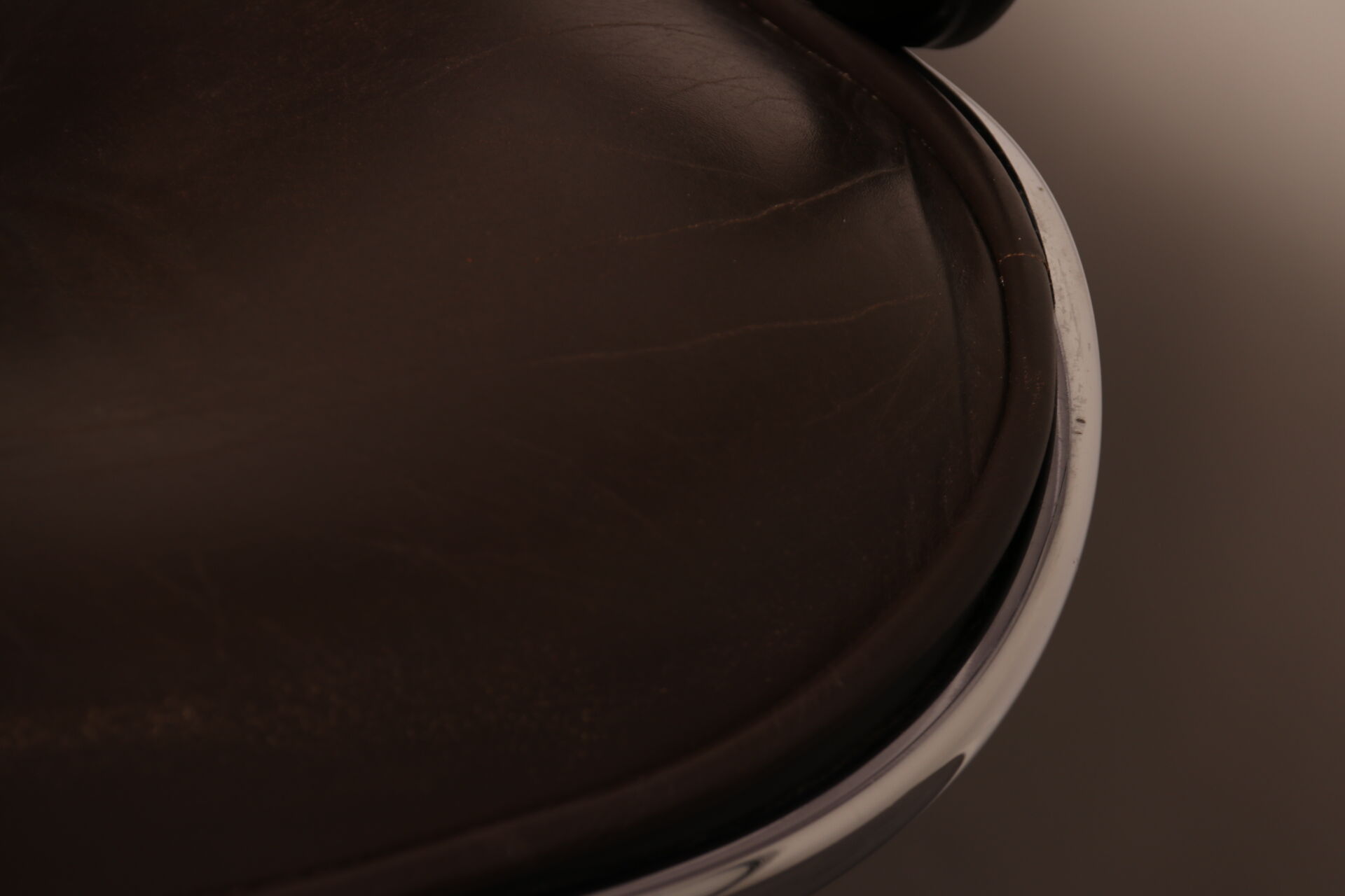 Executive office chair by Charles Pollock for Knoll - US - 1970's