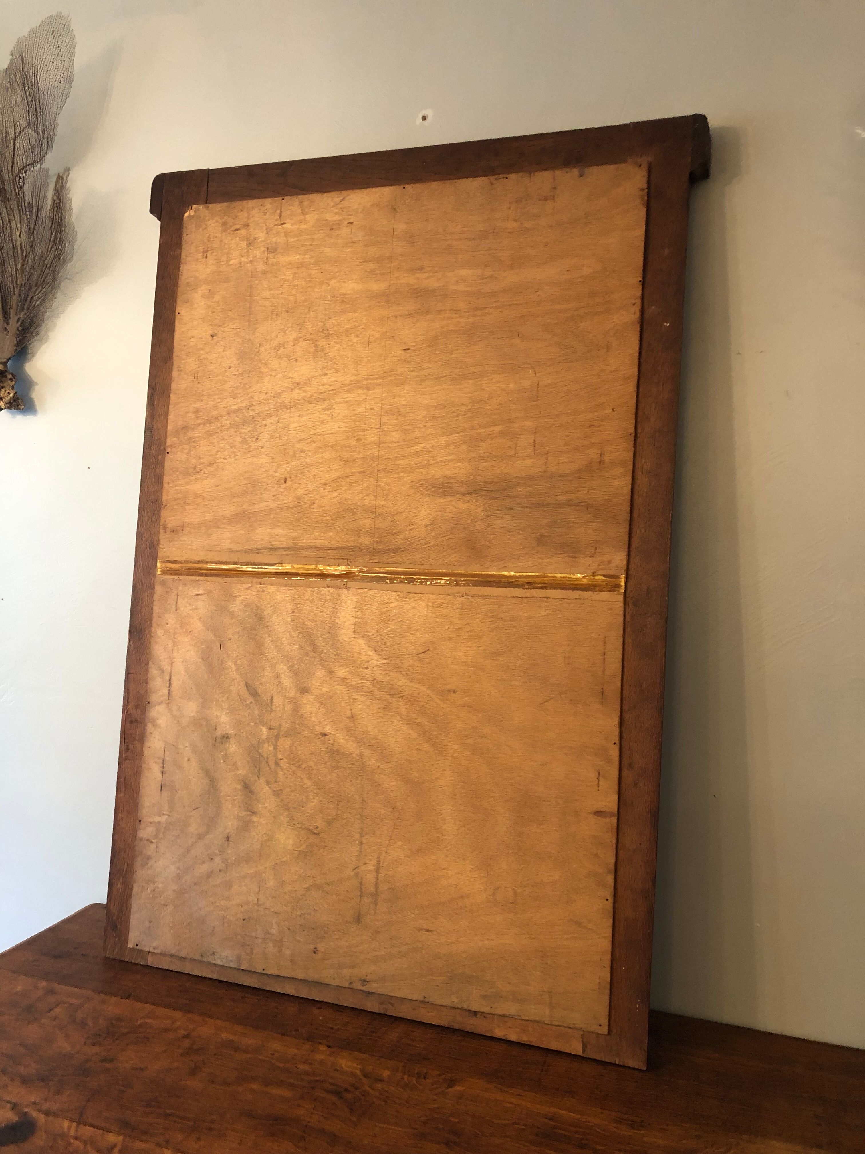 Mirror to pose art deco