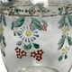 Carafe en verre émaillé à décor de fleurs, vers 1900