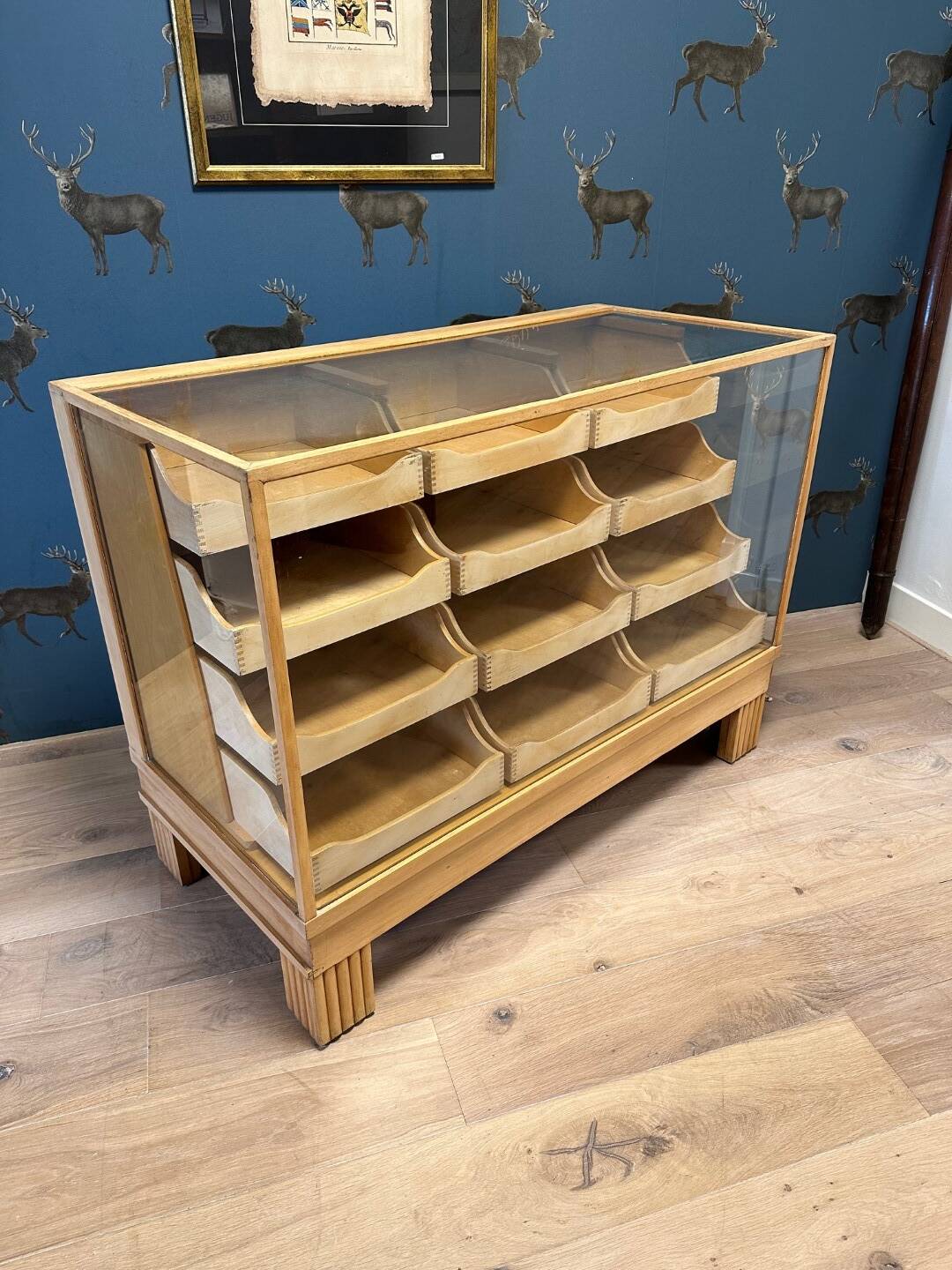 Art Deco display counter