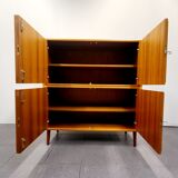 Armoire avec clés