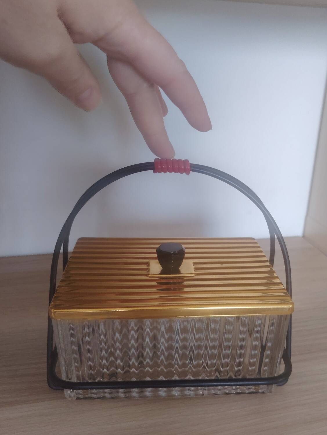 Biscuit tin or sugar tin