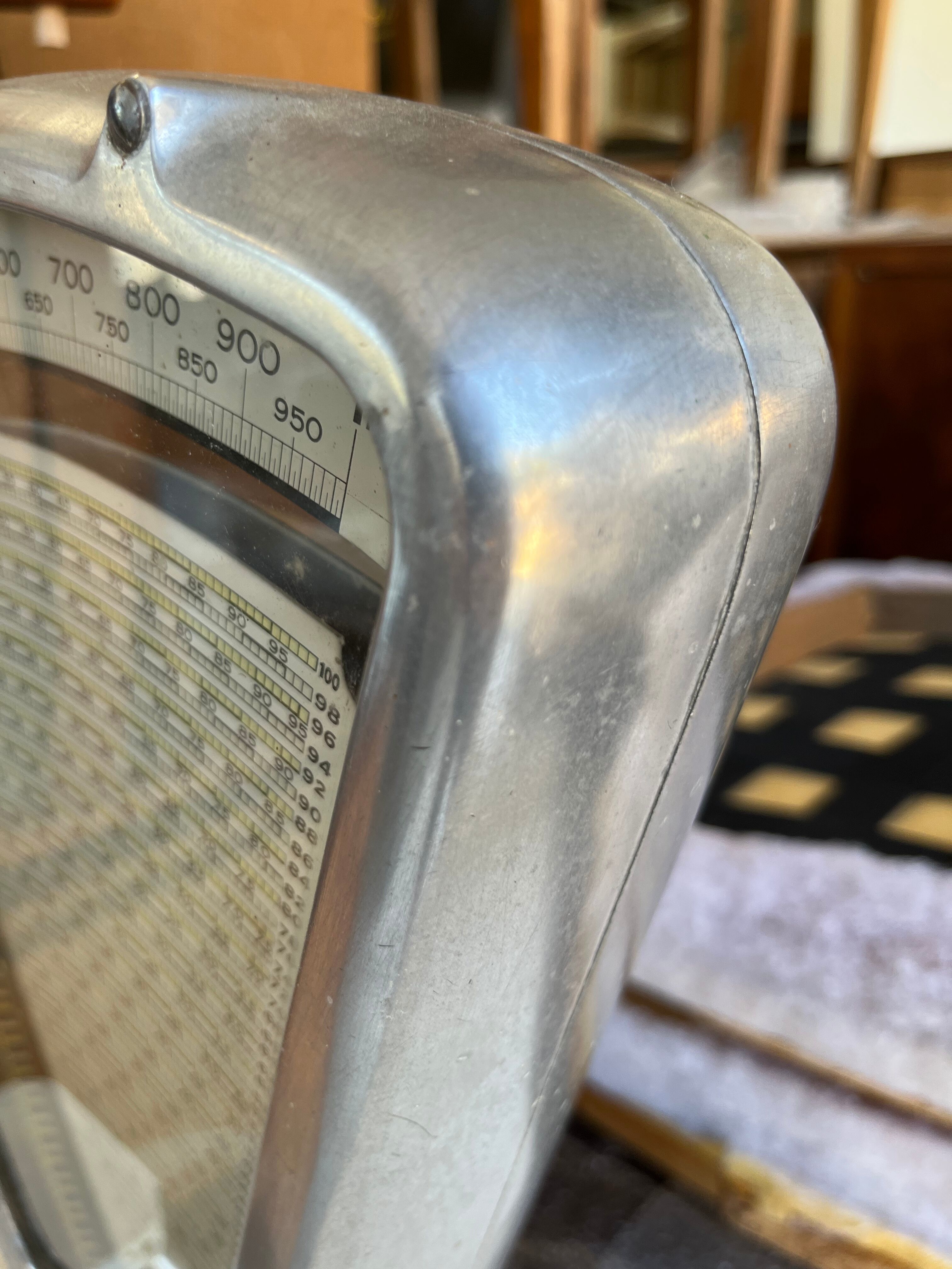 Lutrana 50s grocery scale