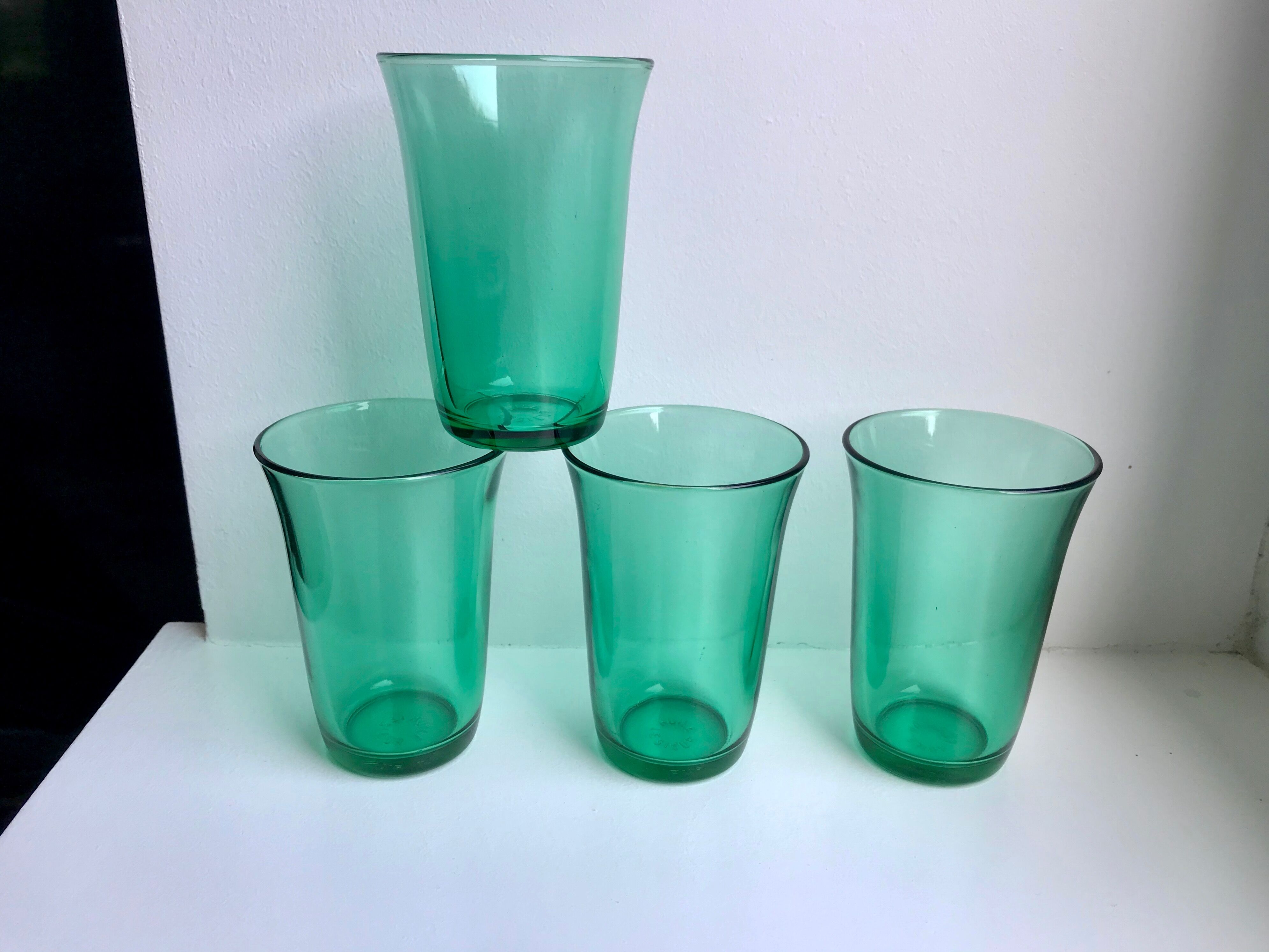 Set of 4 green water glasses 70s