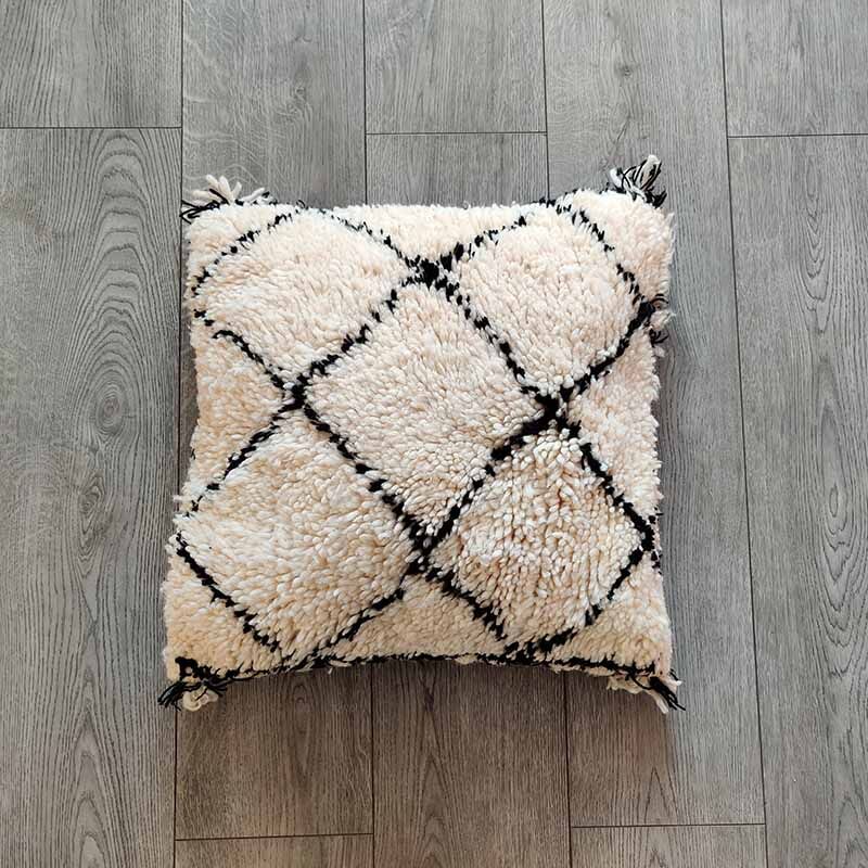 Coussin berbère marocain beni ouarain fait main 50 x 50 cm