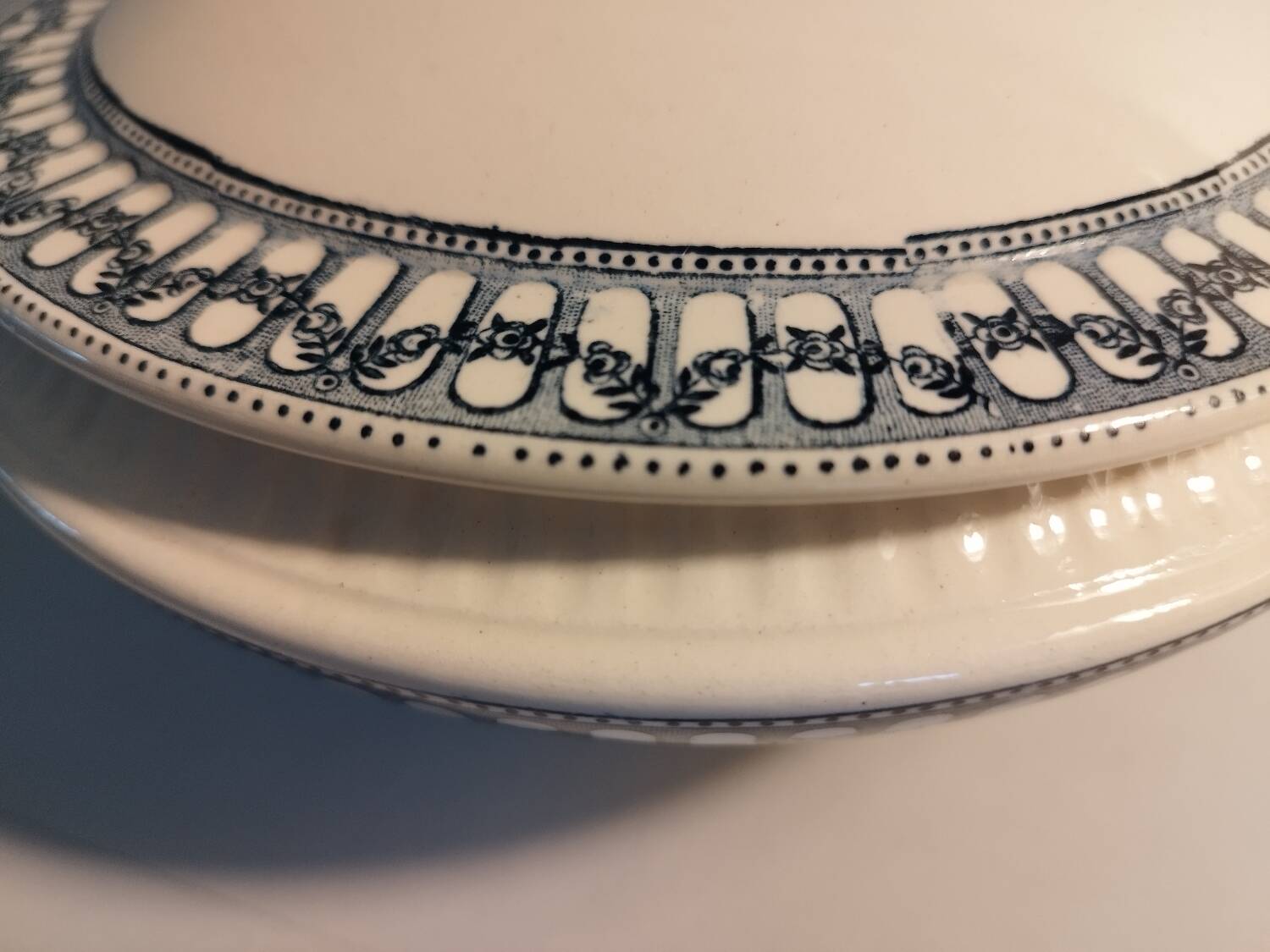 Soup tureen Salins Terre de Fer