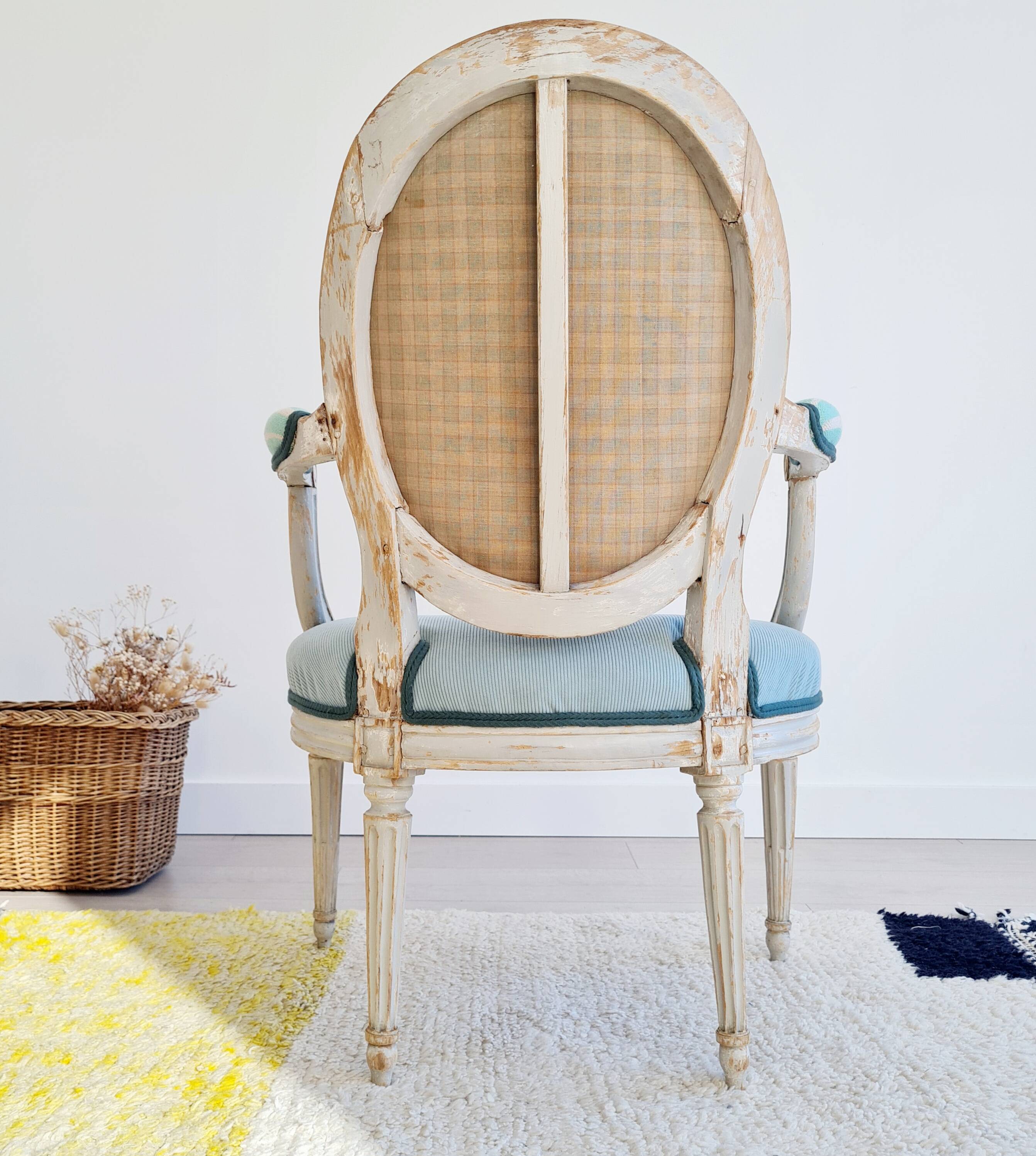 Louis XVI medallion armchair renovated velvet