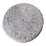 Pouf en jonc de mer tressé