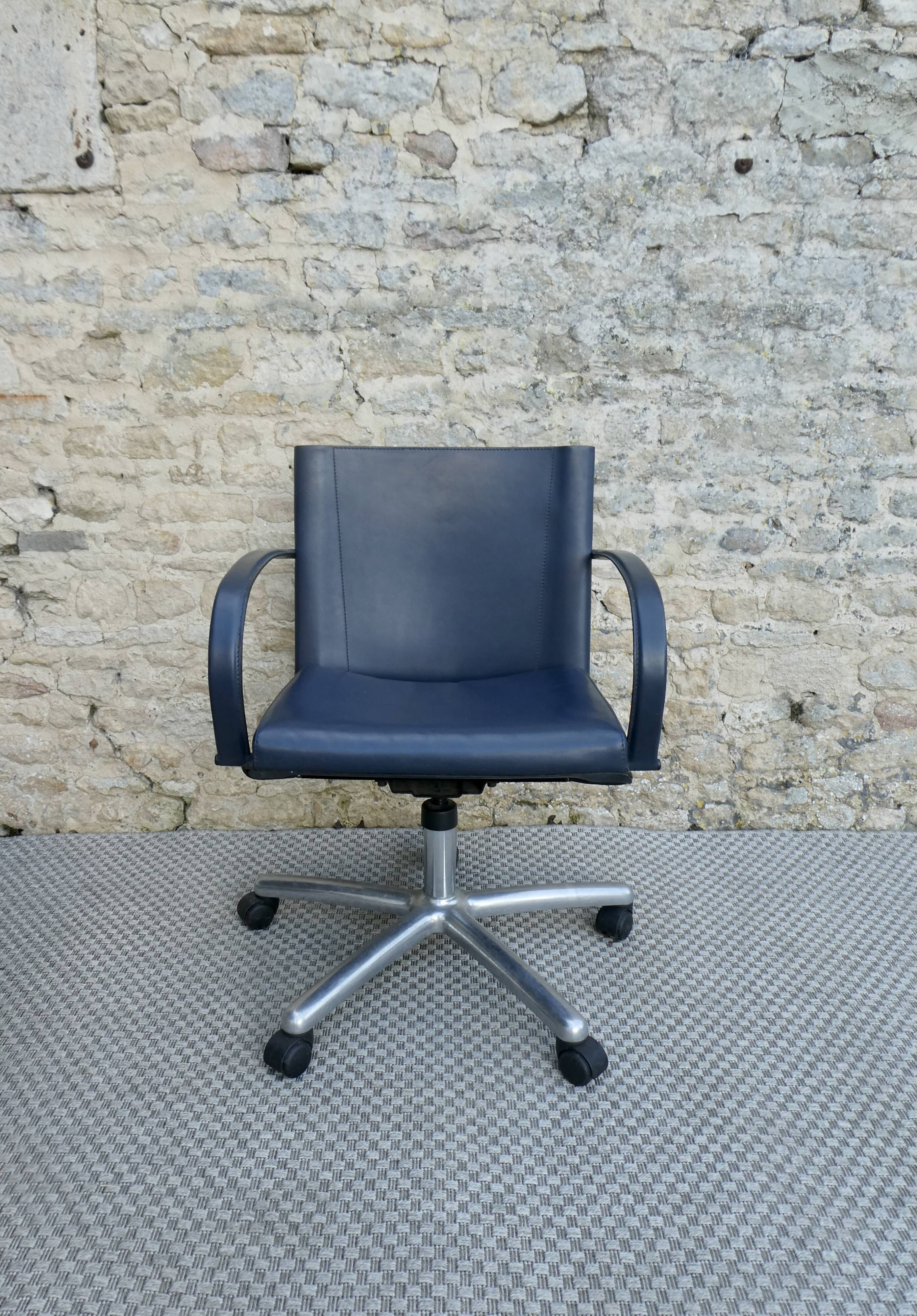Office chair by Carlo Bartoli for Matteo Grassi in leather.