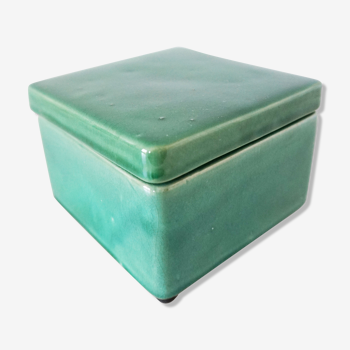 Green ceramic box