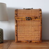 Wicker bottle basket and bamboo