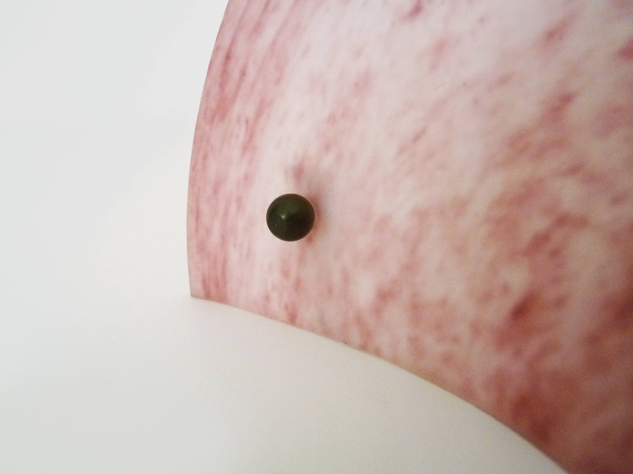 Half-moon wall light in pink glass paste Art Glass 70s 80s