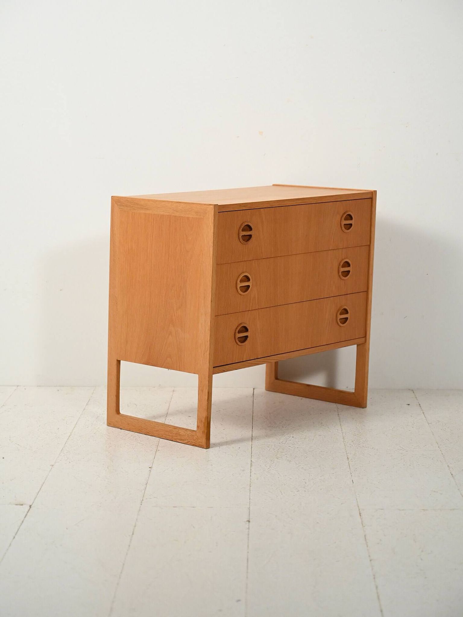 Oak chest of drawers by Arne Wahl Iversen