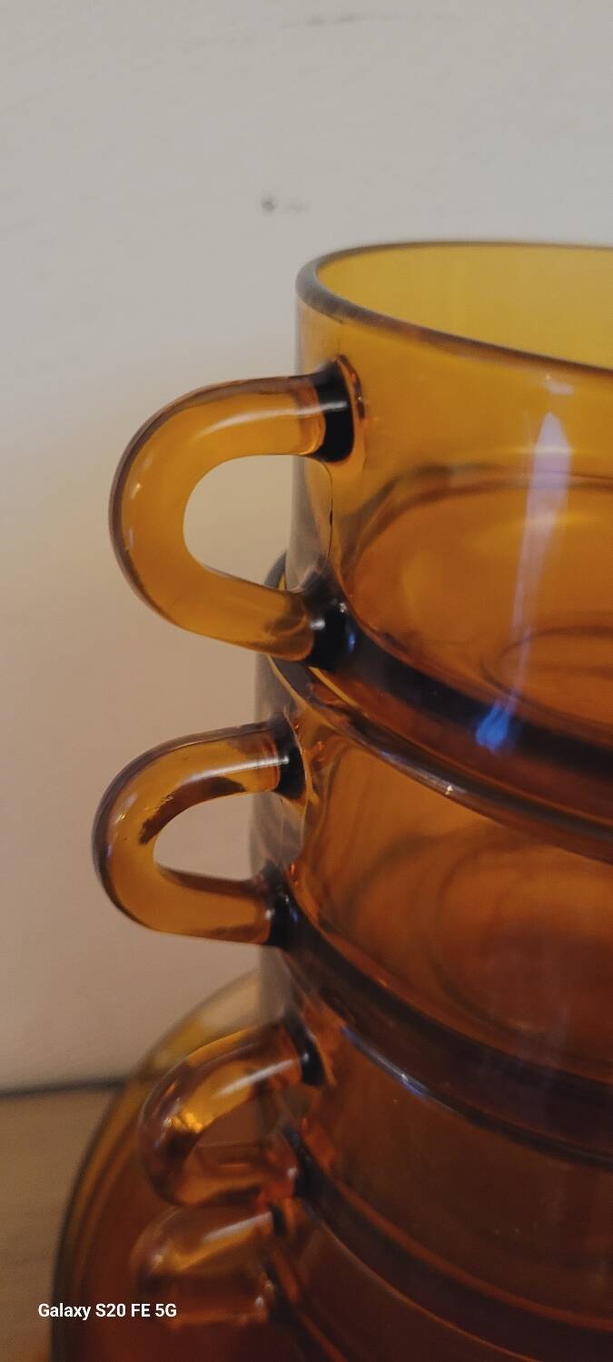 Tasses déjeuner 70's