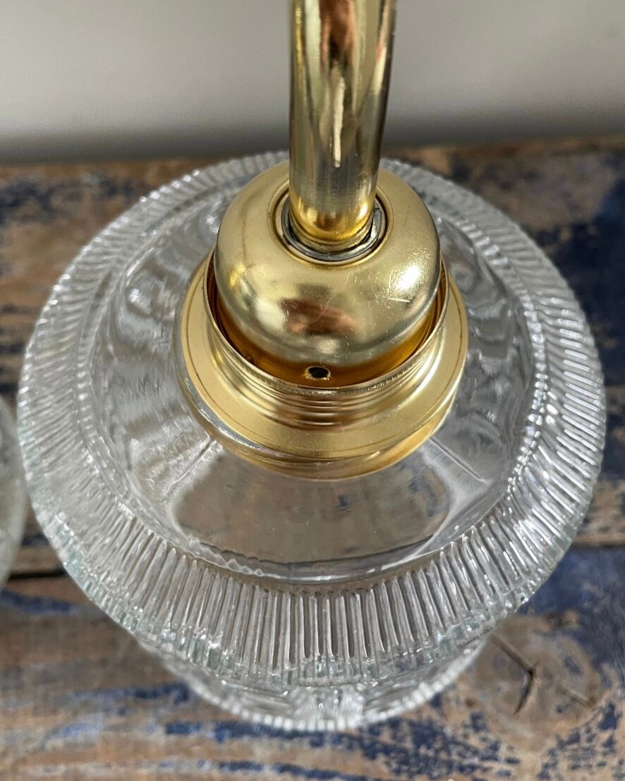 Paire d’appliques vintage en verre ciselé