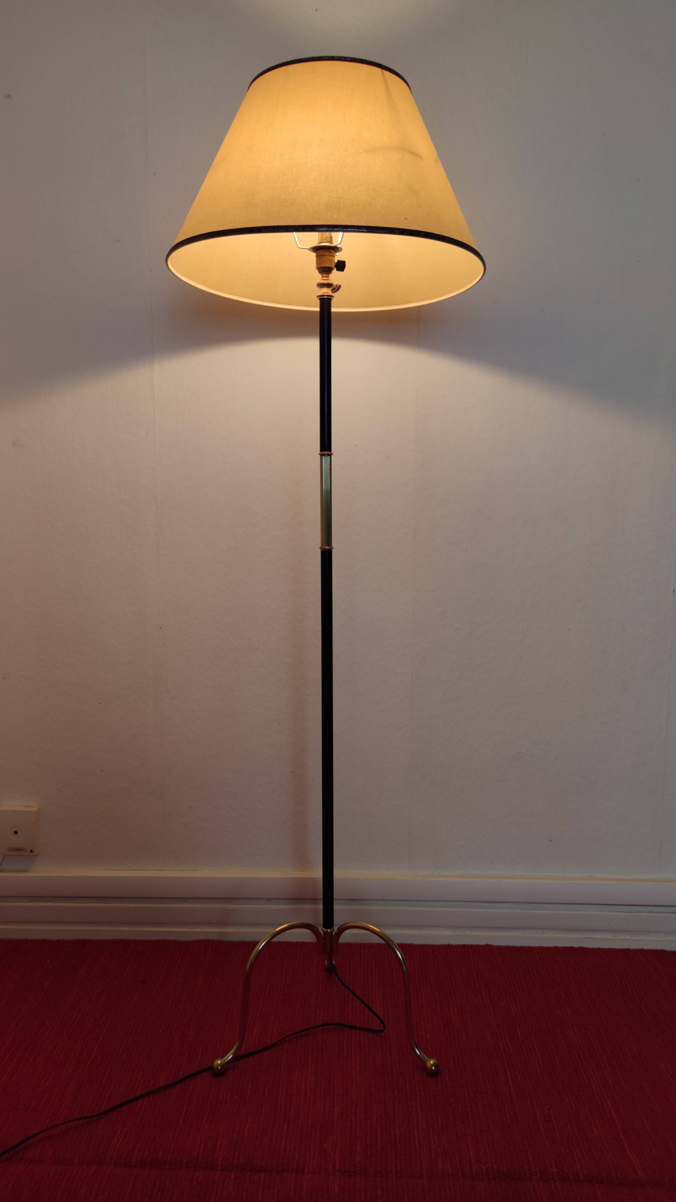 Vintage modernist floor lamp 1950-60