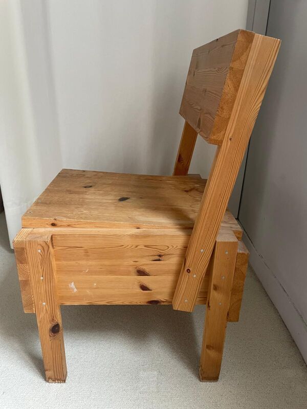 Chaise“Sedia 1” Autoprogettazione Enzo Mari rééditée par Artek en 2009