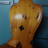 Suite 6 mountain chairs in pine