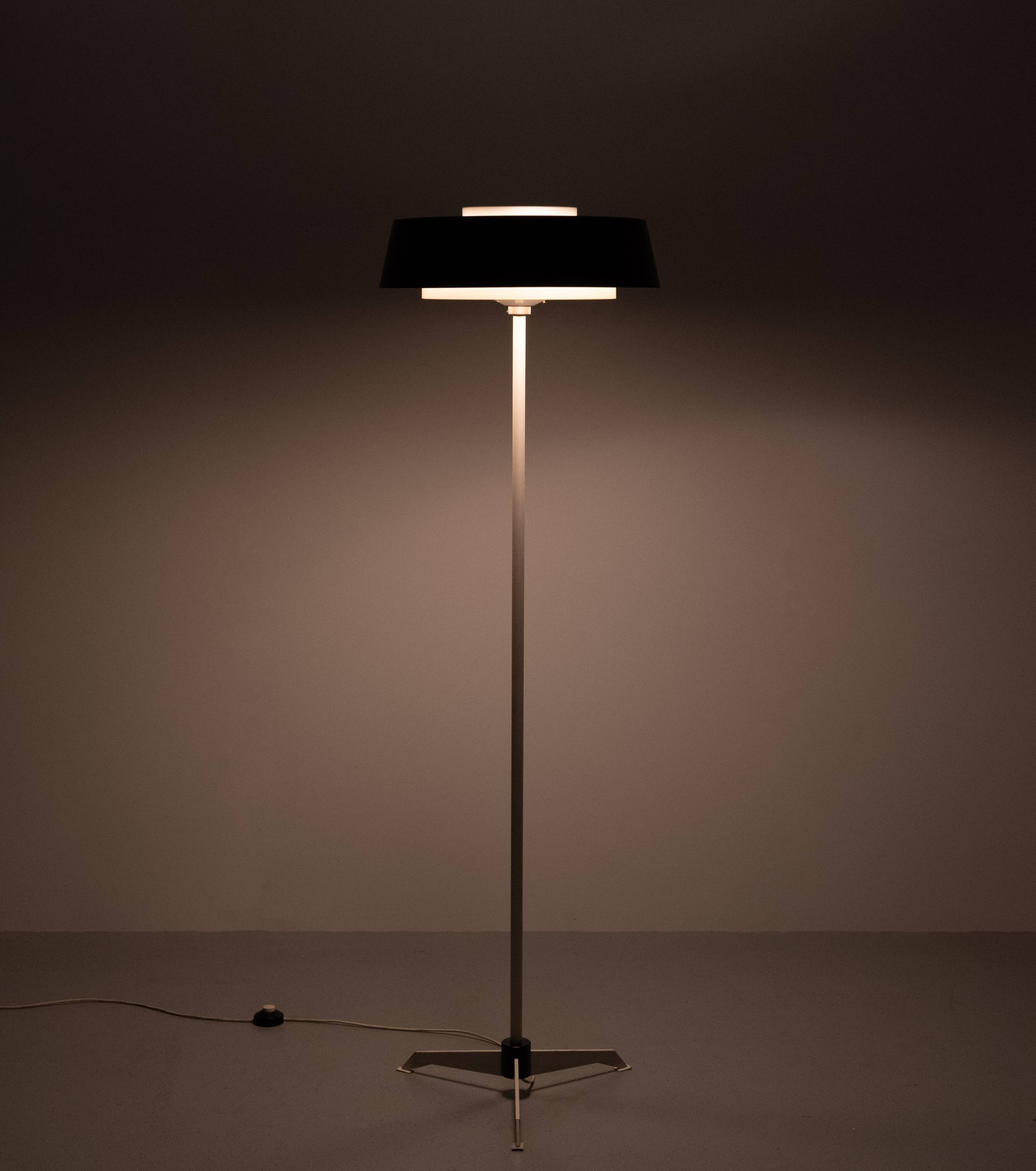 Fantastic ST 7128 Floor Lamp by Niek Hiemstra for Evolux, Holland 1960s