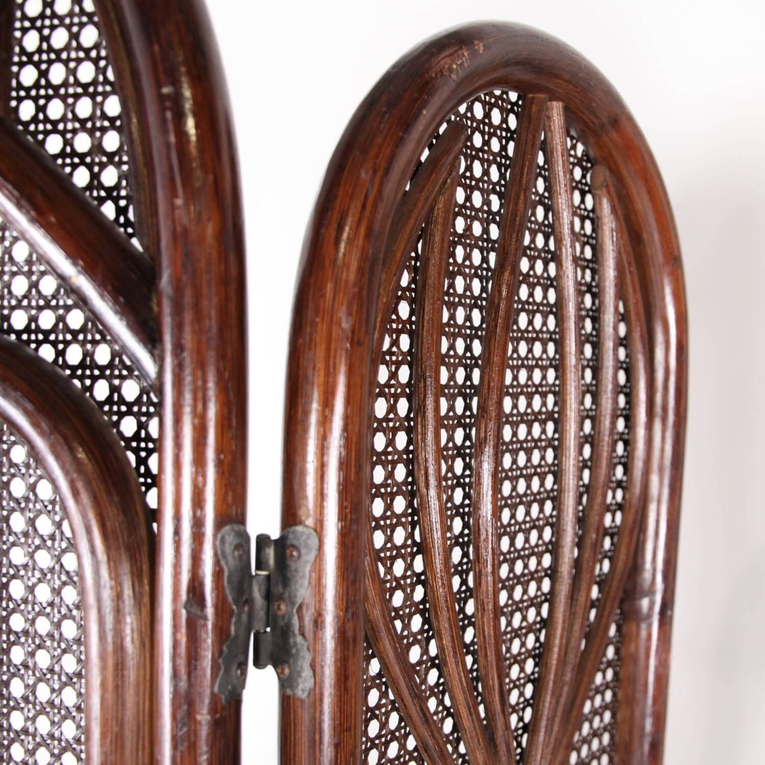 Pair of rattan screens
