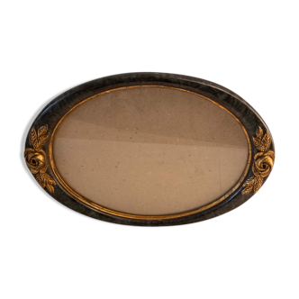 Oval art deco frame
