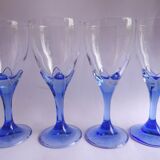 Blue tulip water glasses