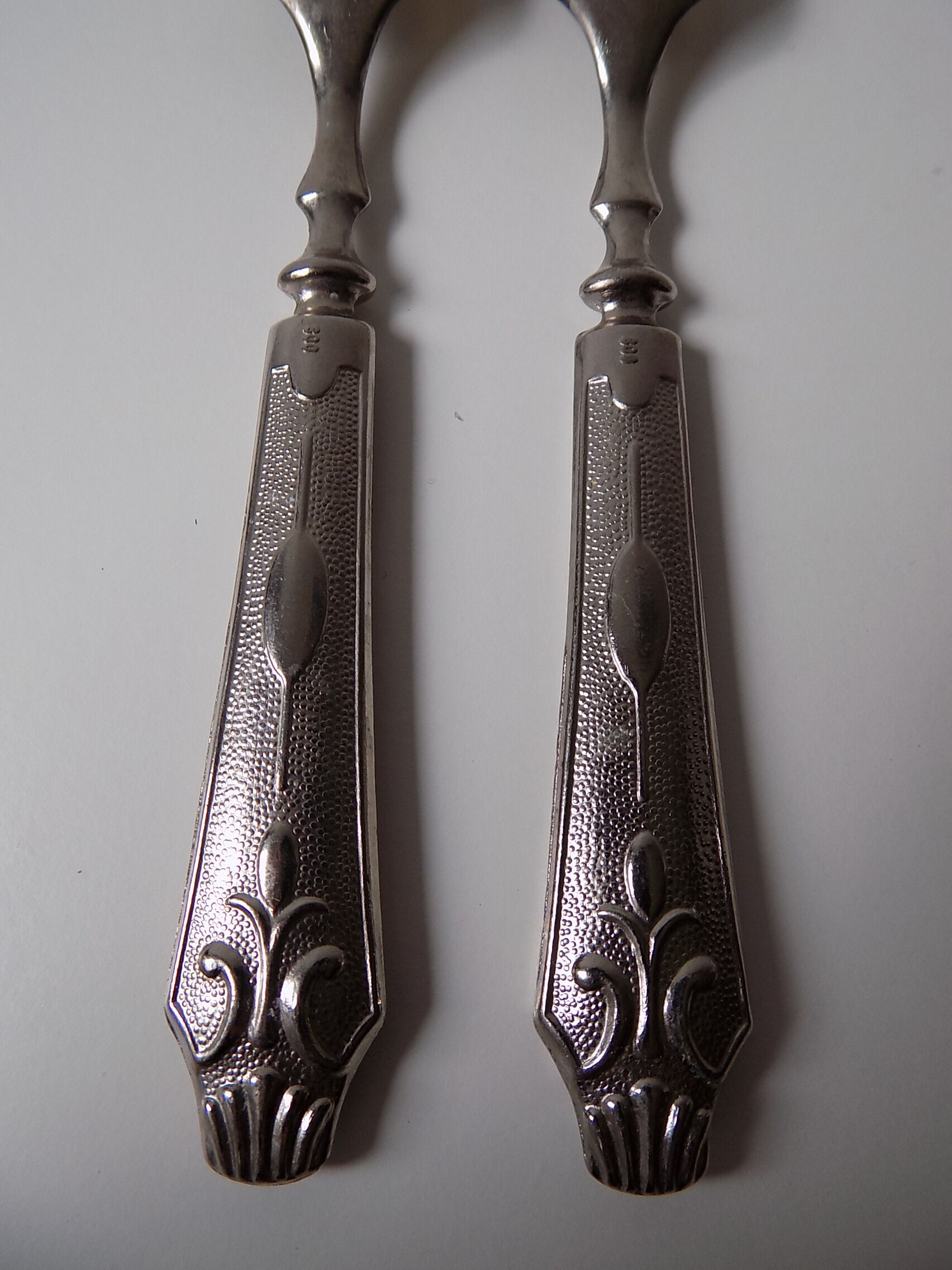 2 teaspoons silver metal