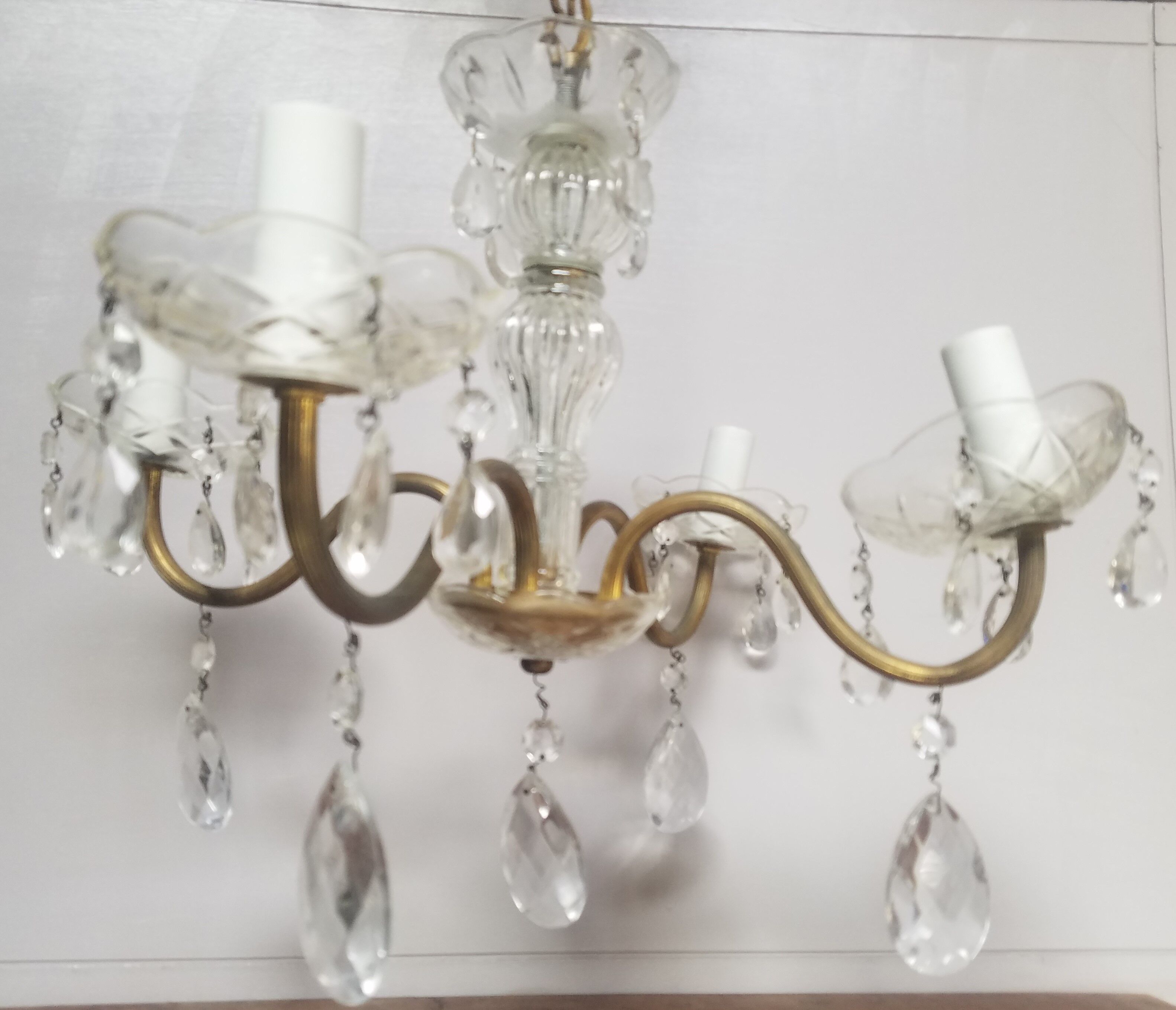4-branched stamped chandelier