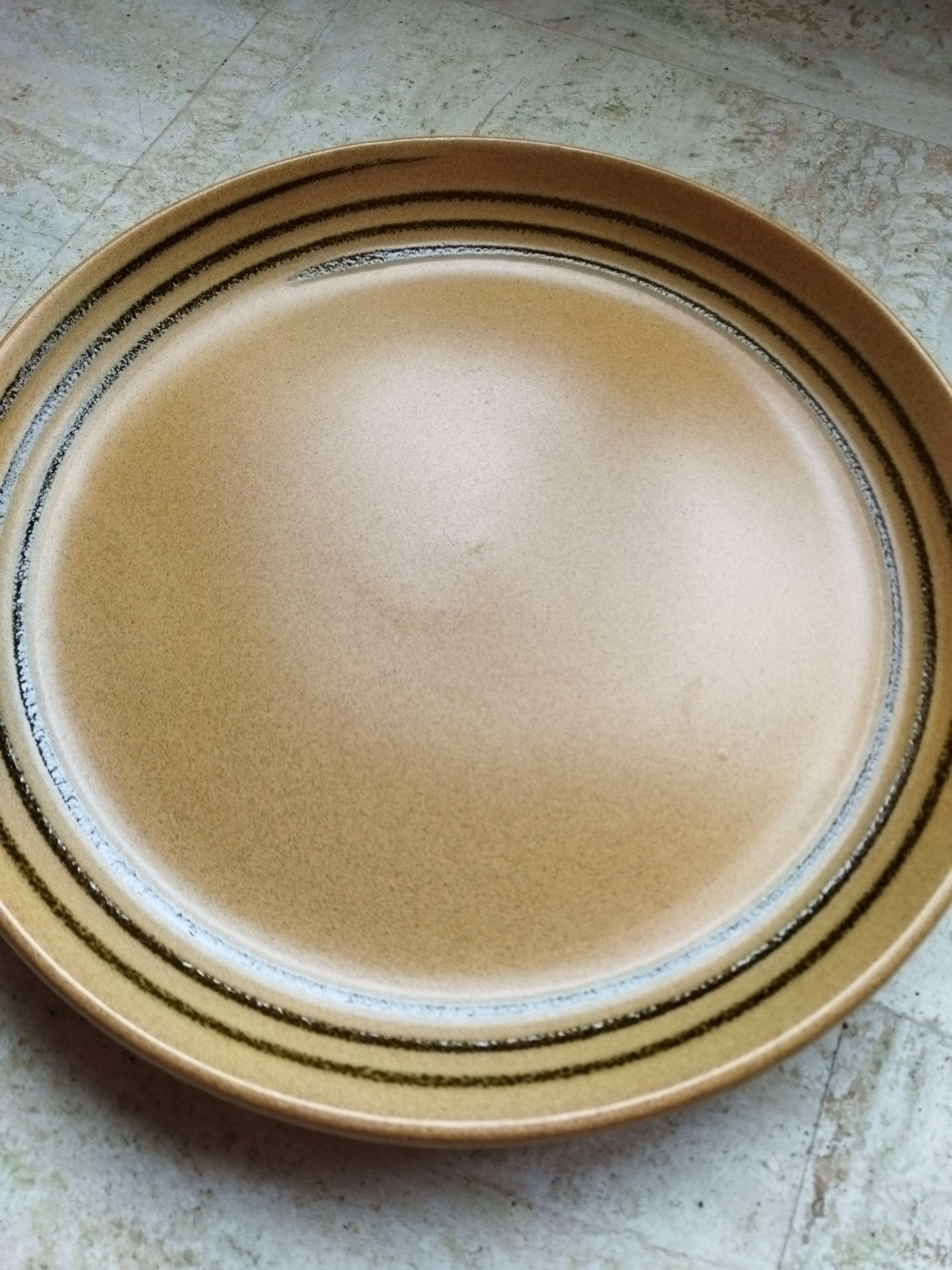 Sarreguemines round dish "Chaumière"