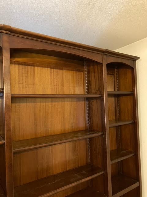 Bibliothèque en merisier Roche Bobois