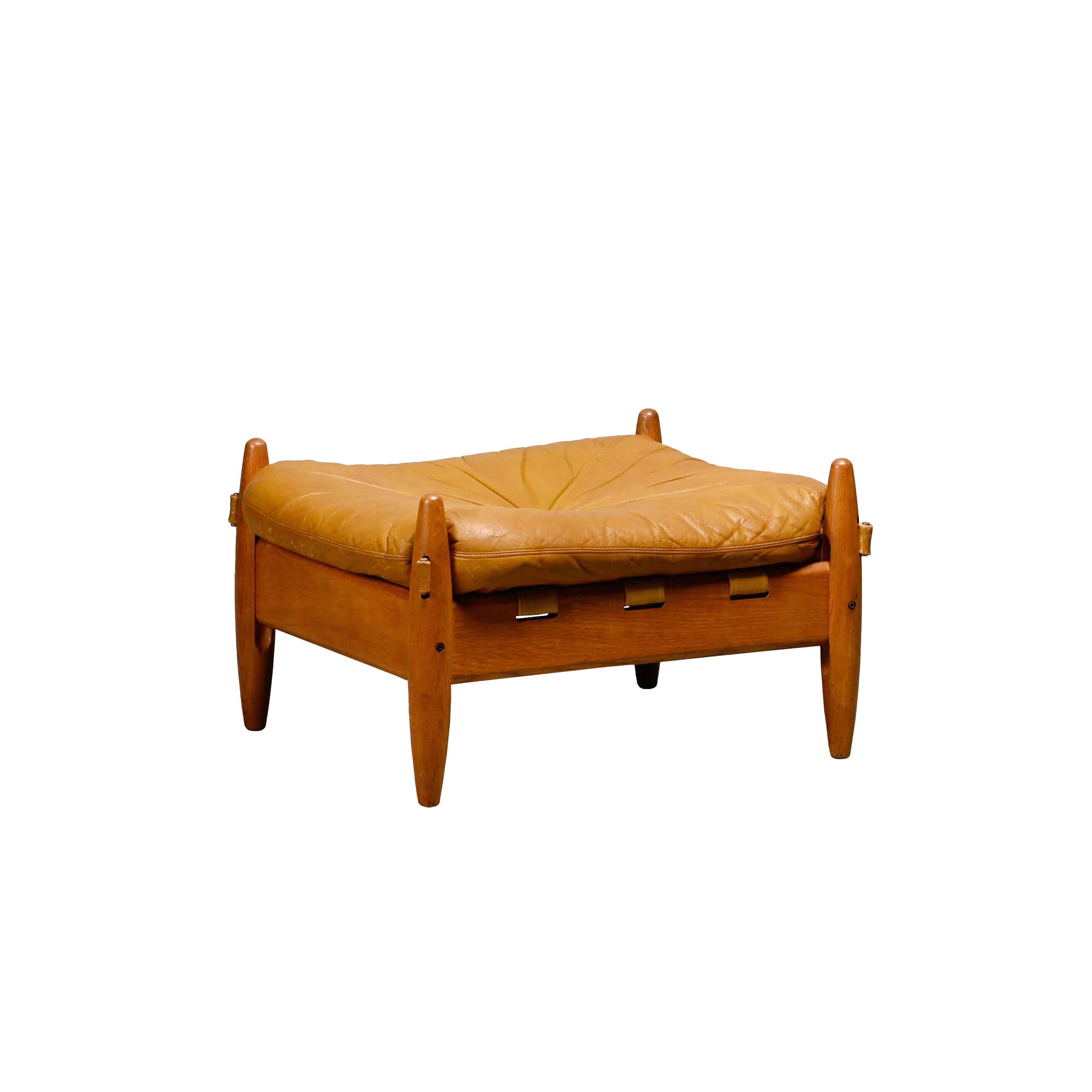Brazilian Stool Ottoman Oak and Leather in the style of Sergio Rodrigues