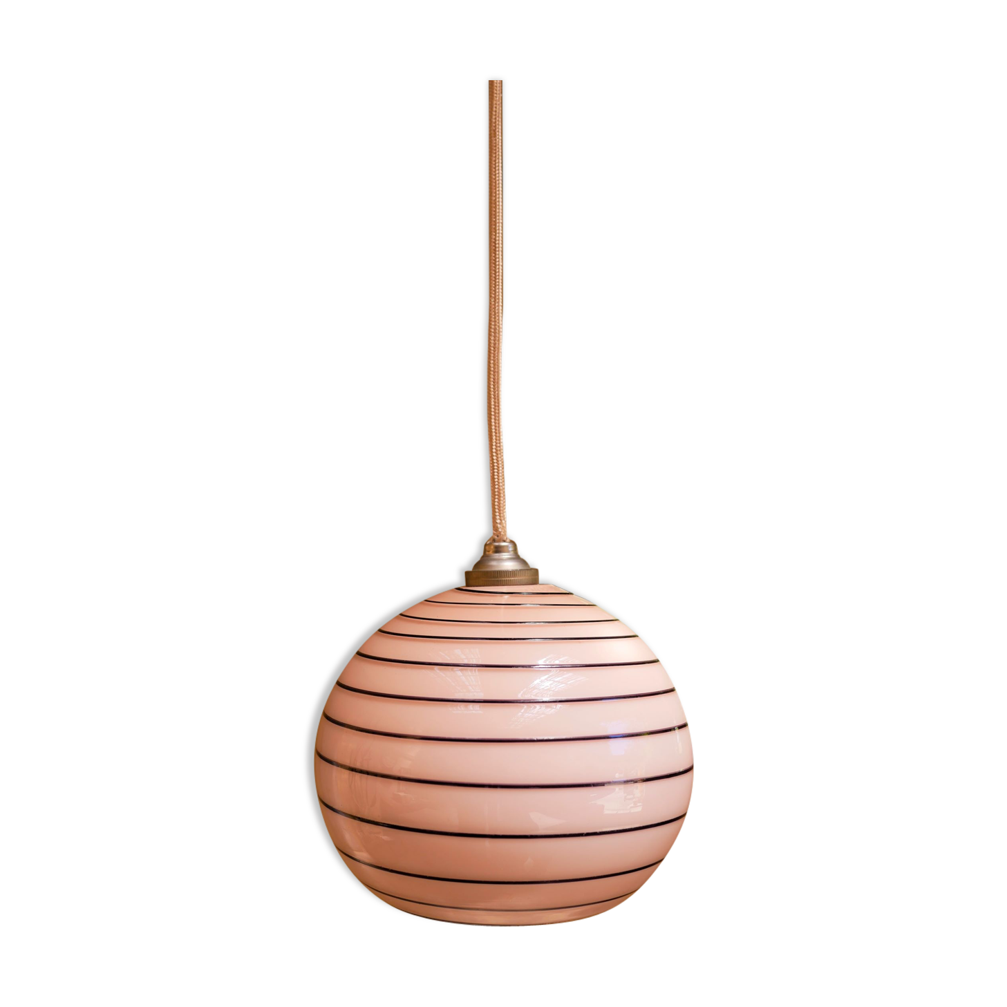 Art Deco Ball hangingt in pink opaline, 30s