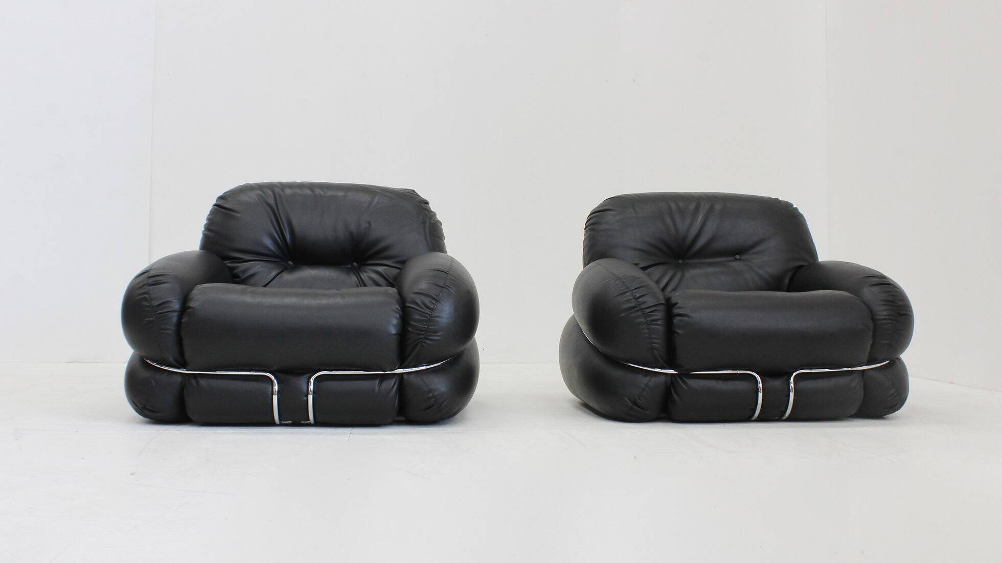 Vintage Okay armchairs by Adriano Piazzesi black leather 1970s, set of 2