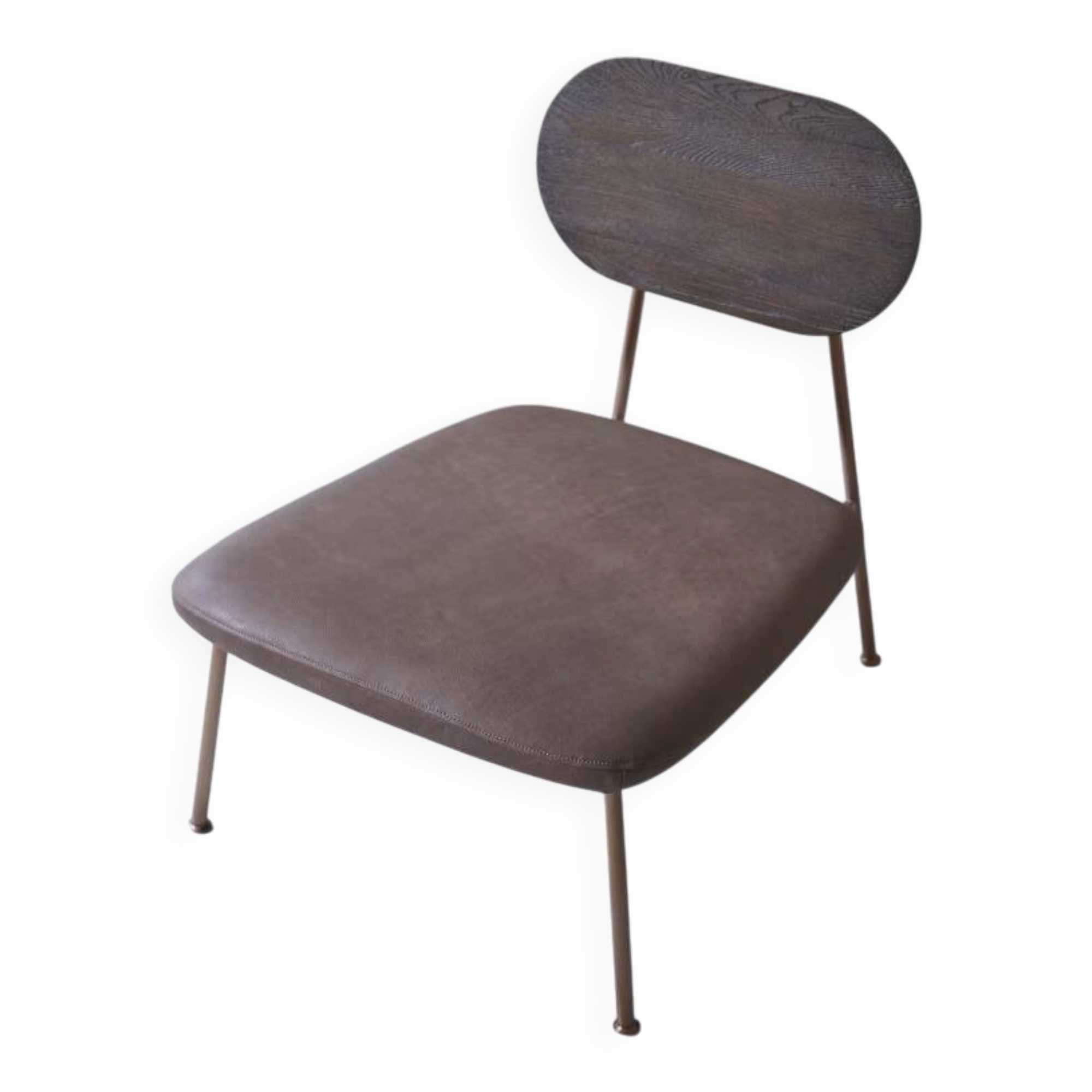 Low armchair Tikammon in solid oak