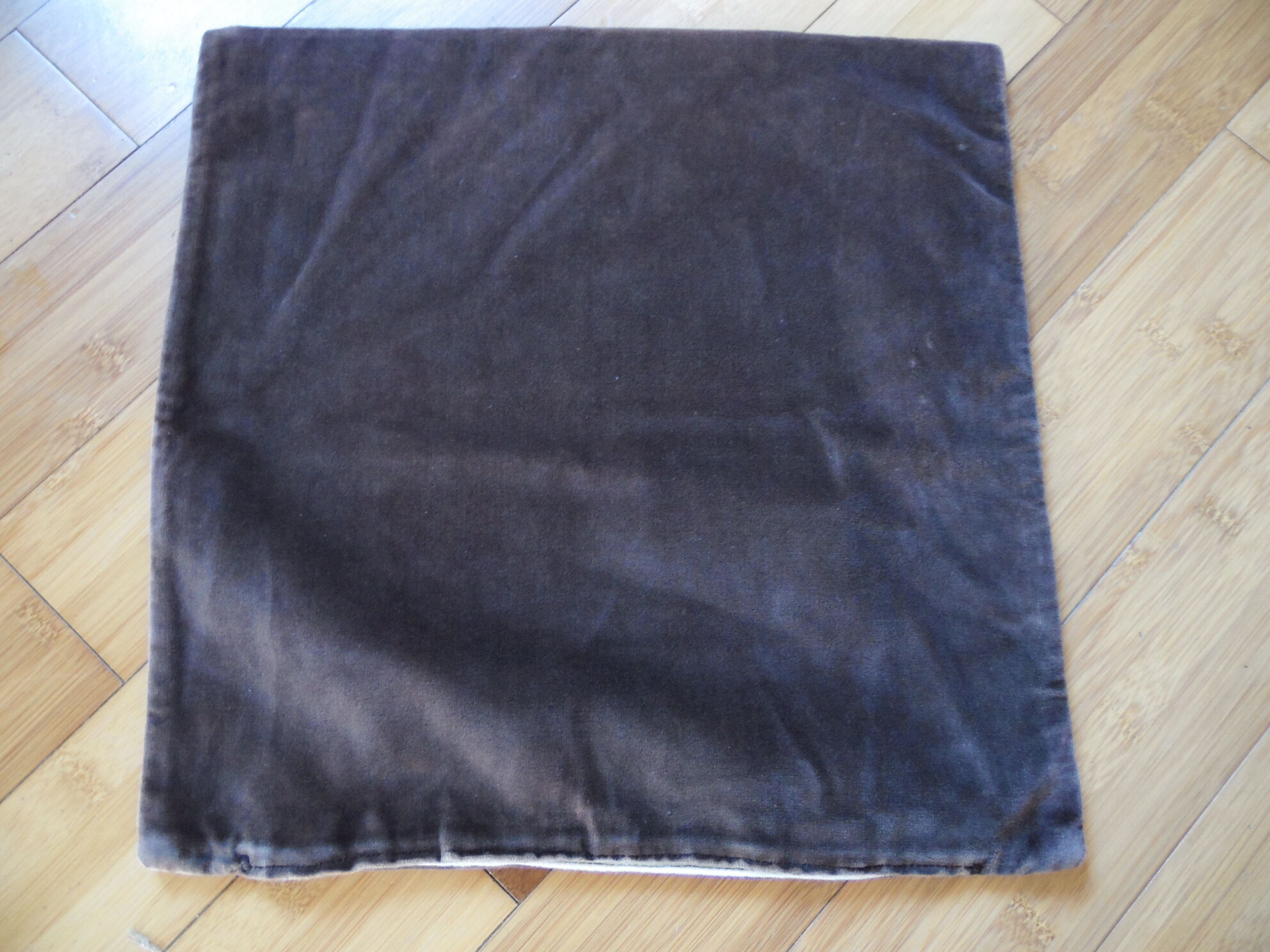 Velvet cushion cover brown / chocolate color