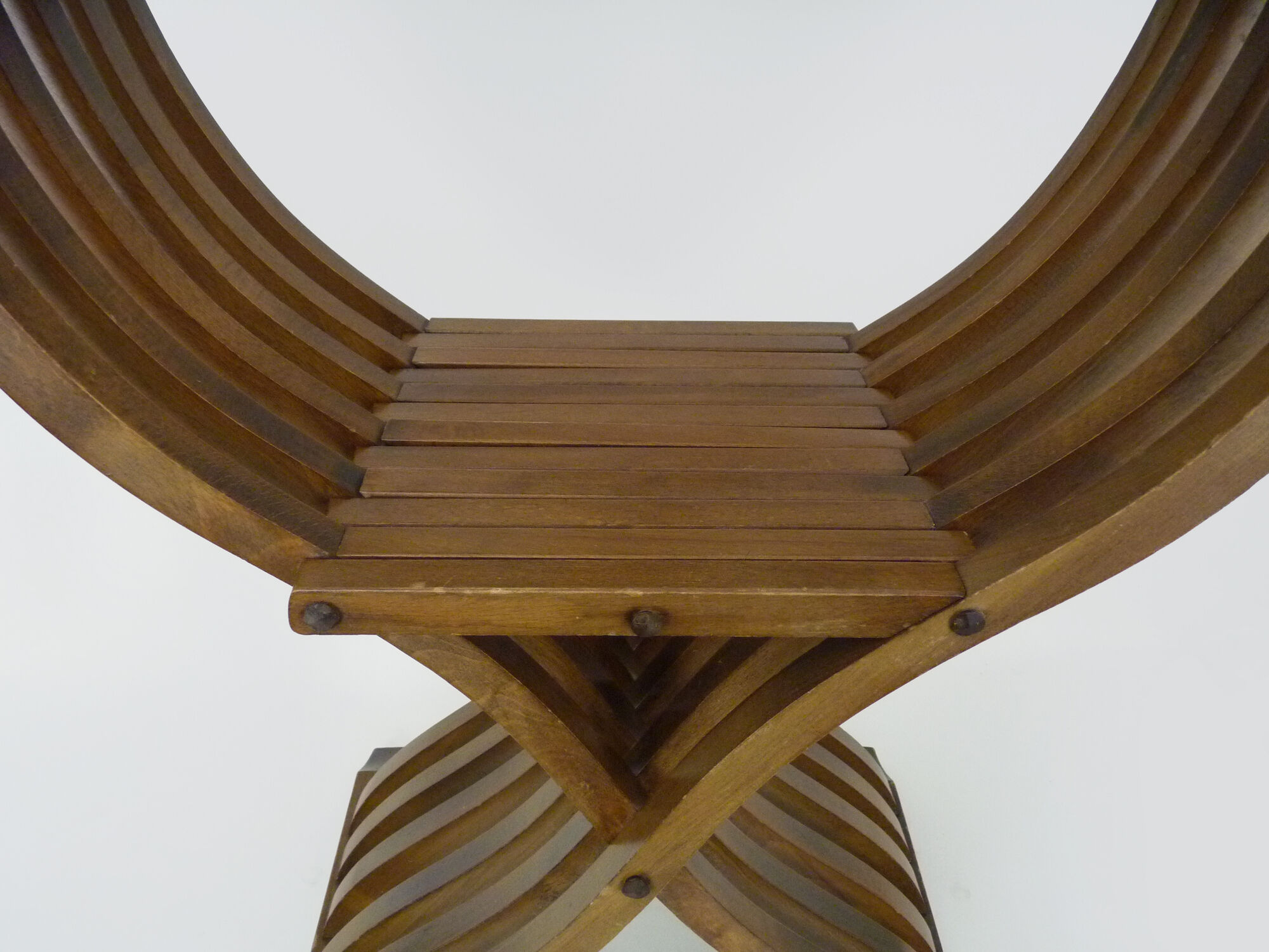 Chaise Savonarola vintage en noyer, Italie, 1970s