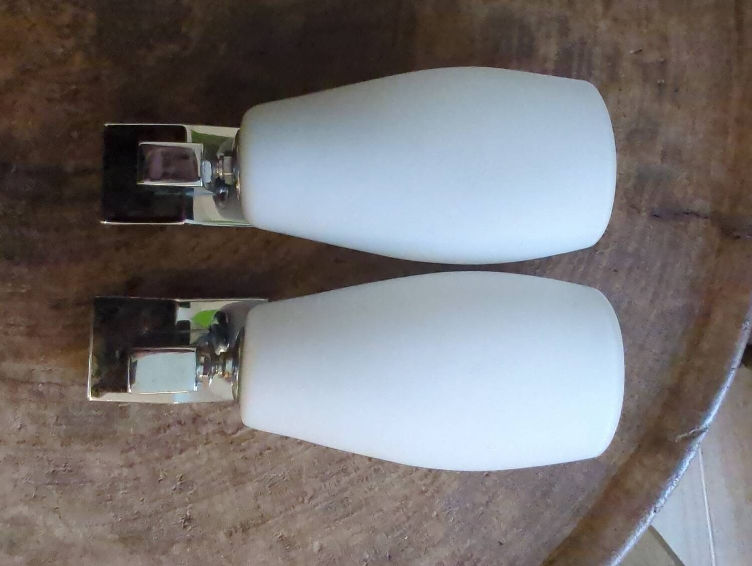 Pair of Verde Nilo wall lights 1970