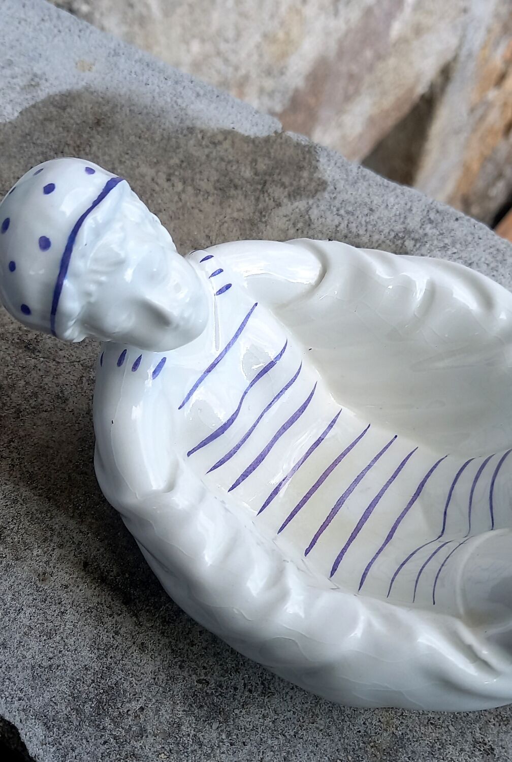 Empty bather pocket