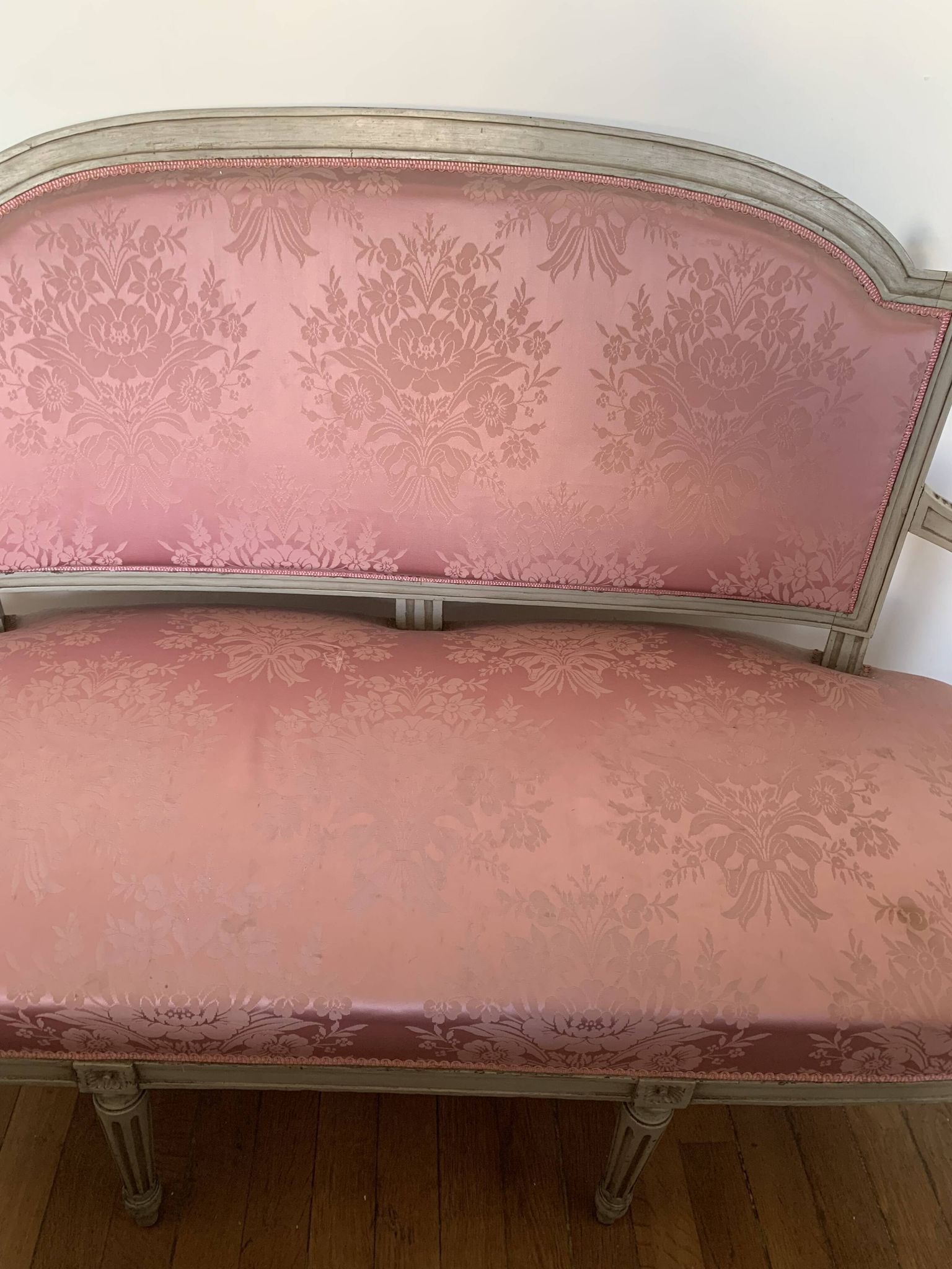 Vintage canapé / Antique banquette in Louis XVI style
