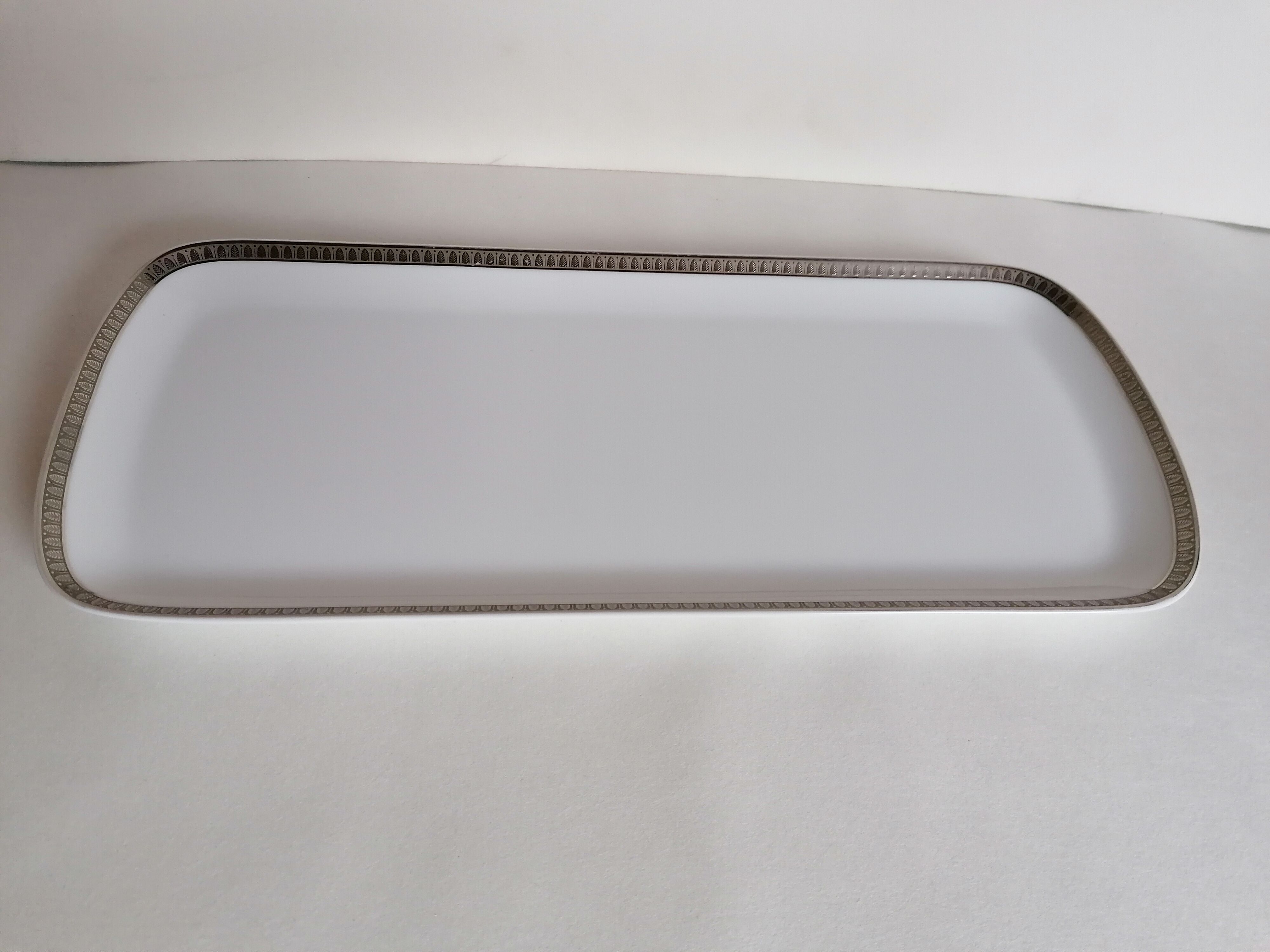 Christofle Malmaison cake dish