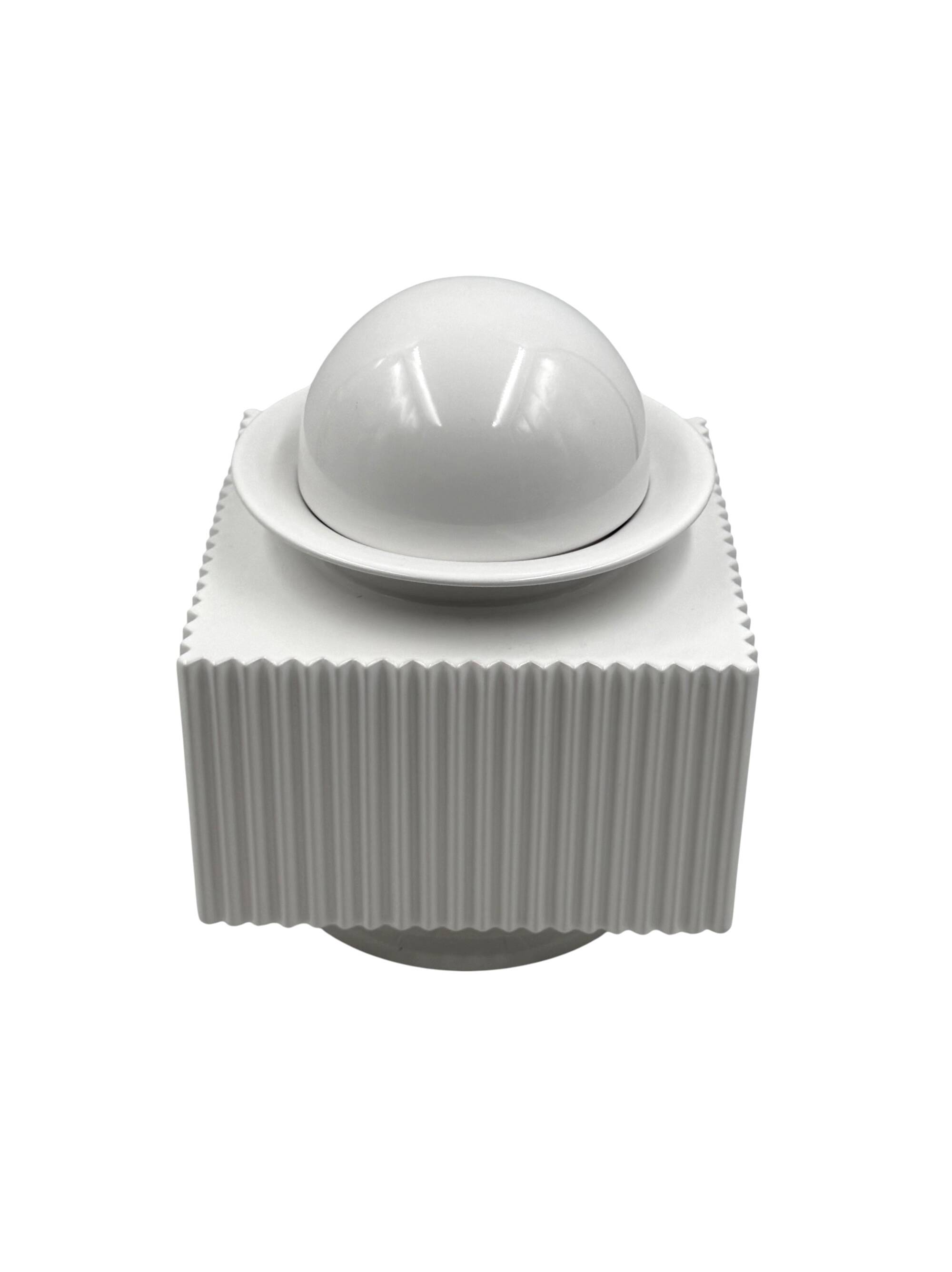 Sergio Asti, postmodern white ceramic vase, Cedit Italy 1970s