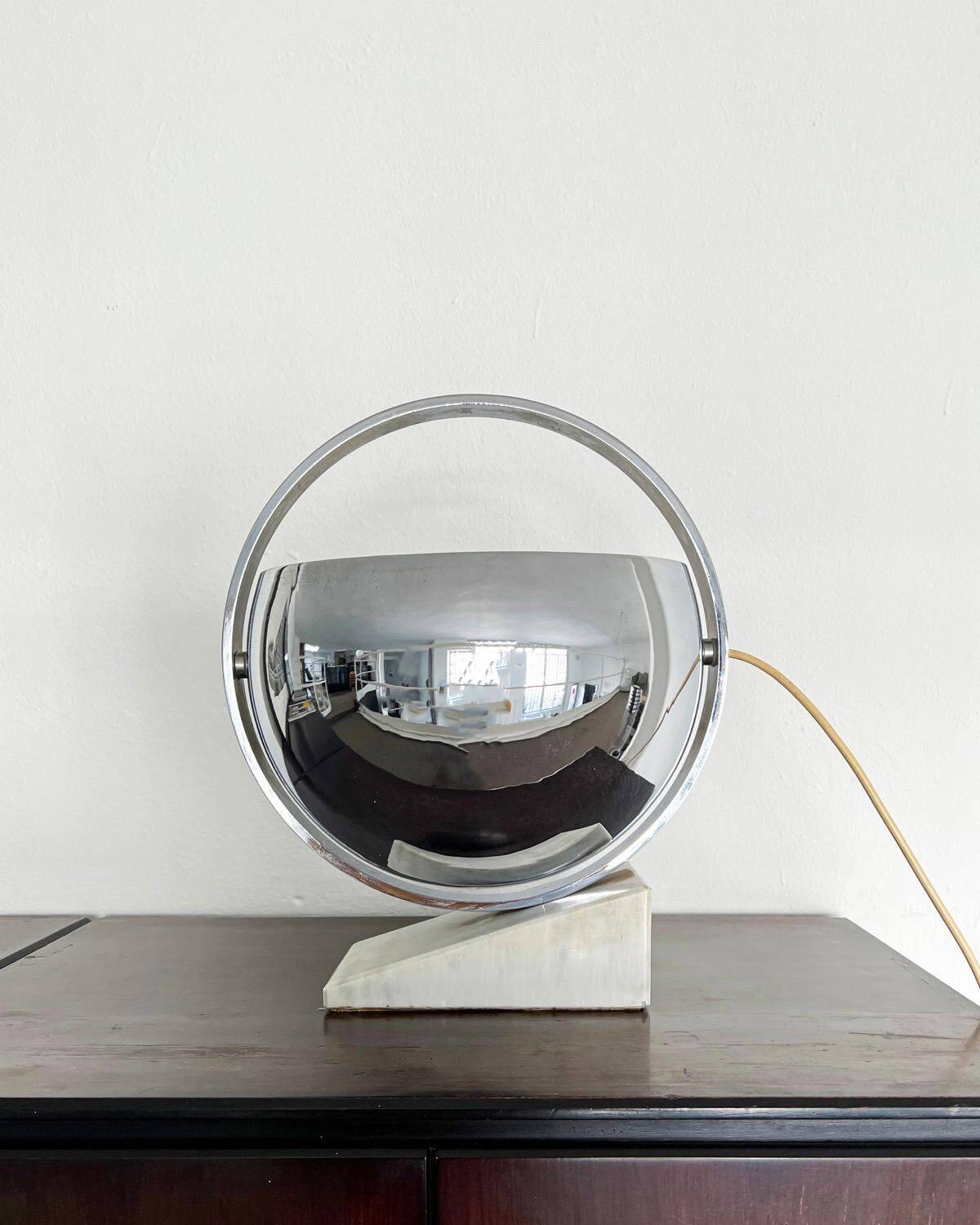 Vintage Space Age table lamp with marble base and revolving chromed metal shade