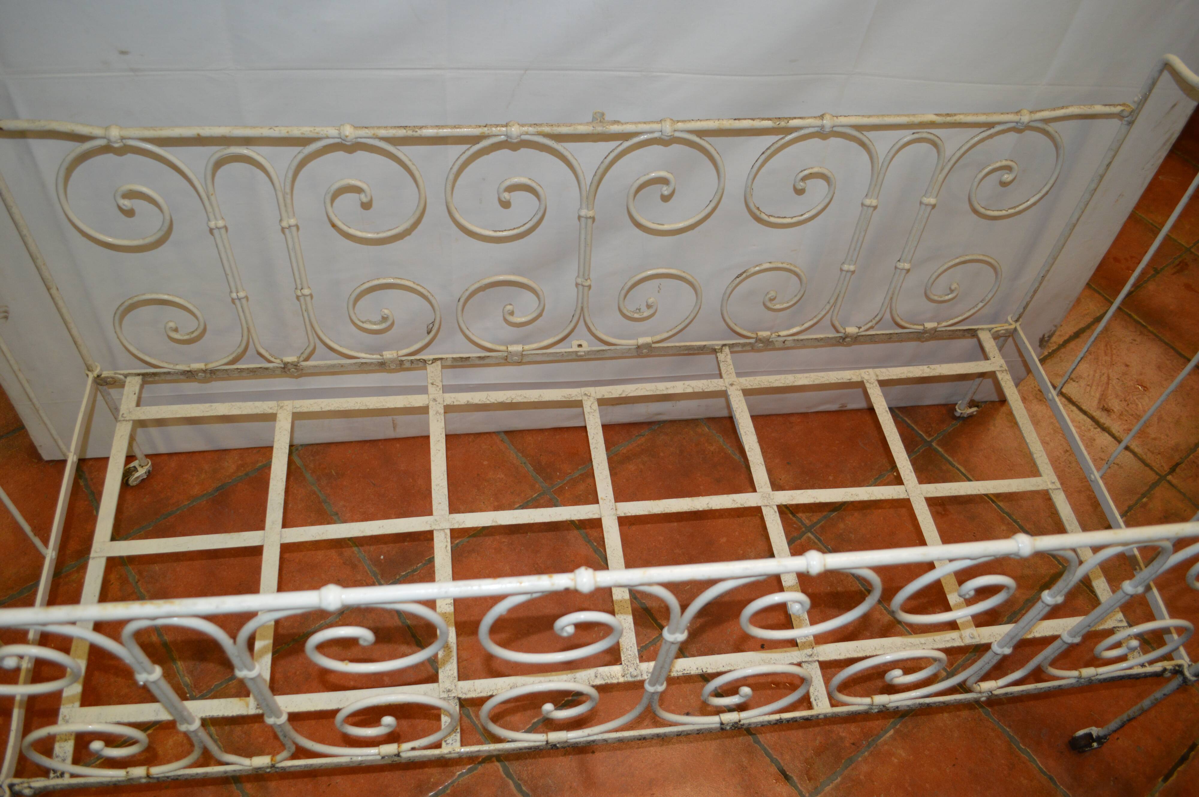 Wrought iron crib