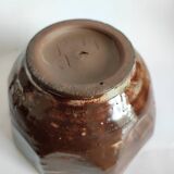 Stoneware bowl to identify