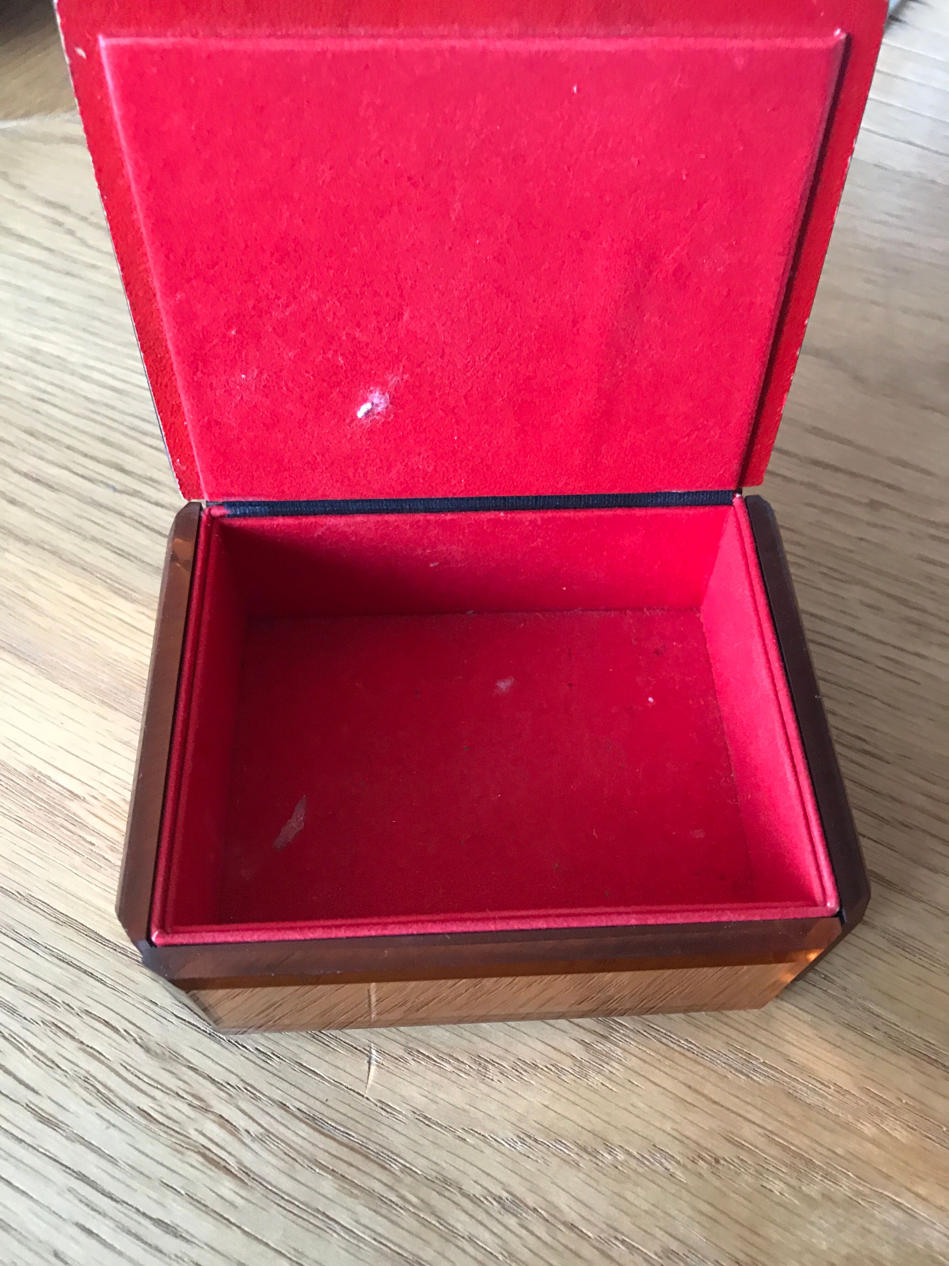 Art Deco pink mirror jewel box
