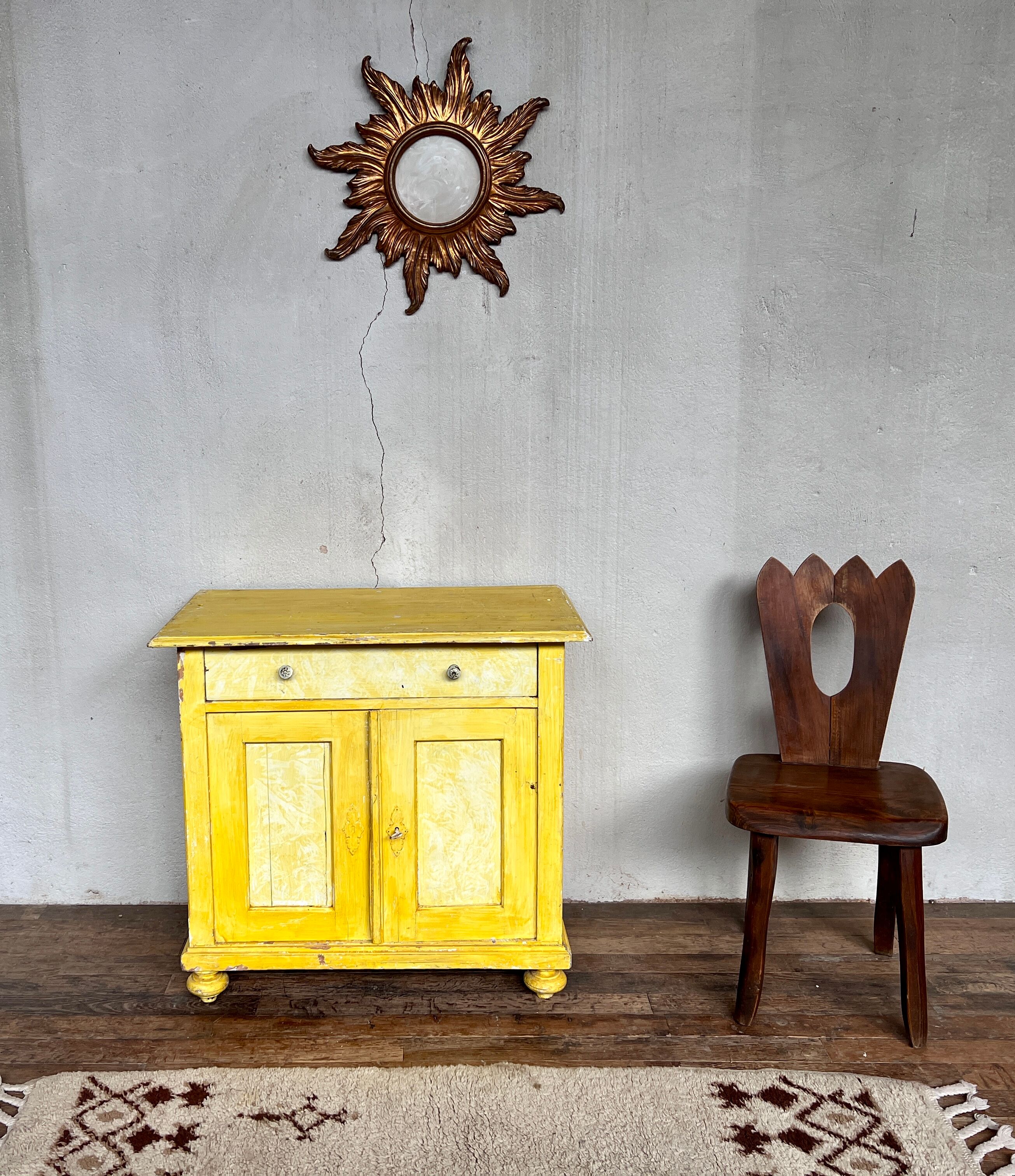 Yellow parisian buffet