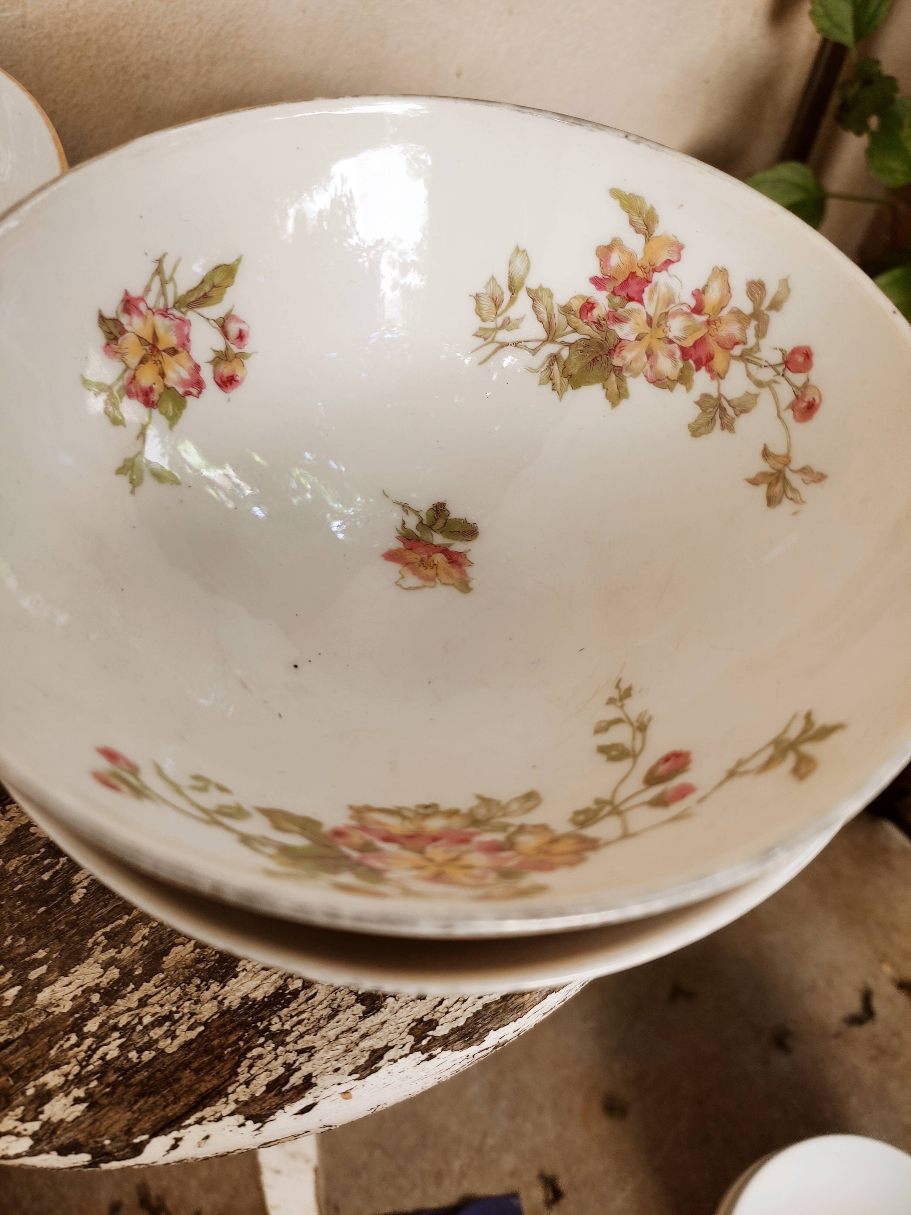 5 mismatched old bowls