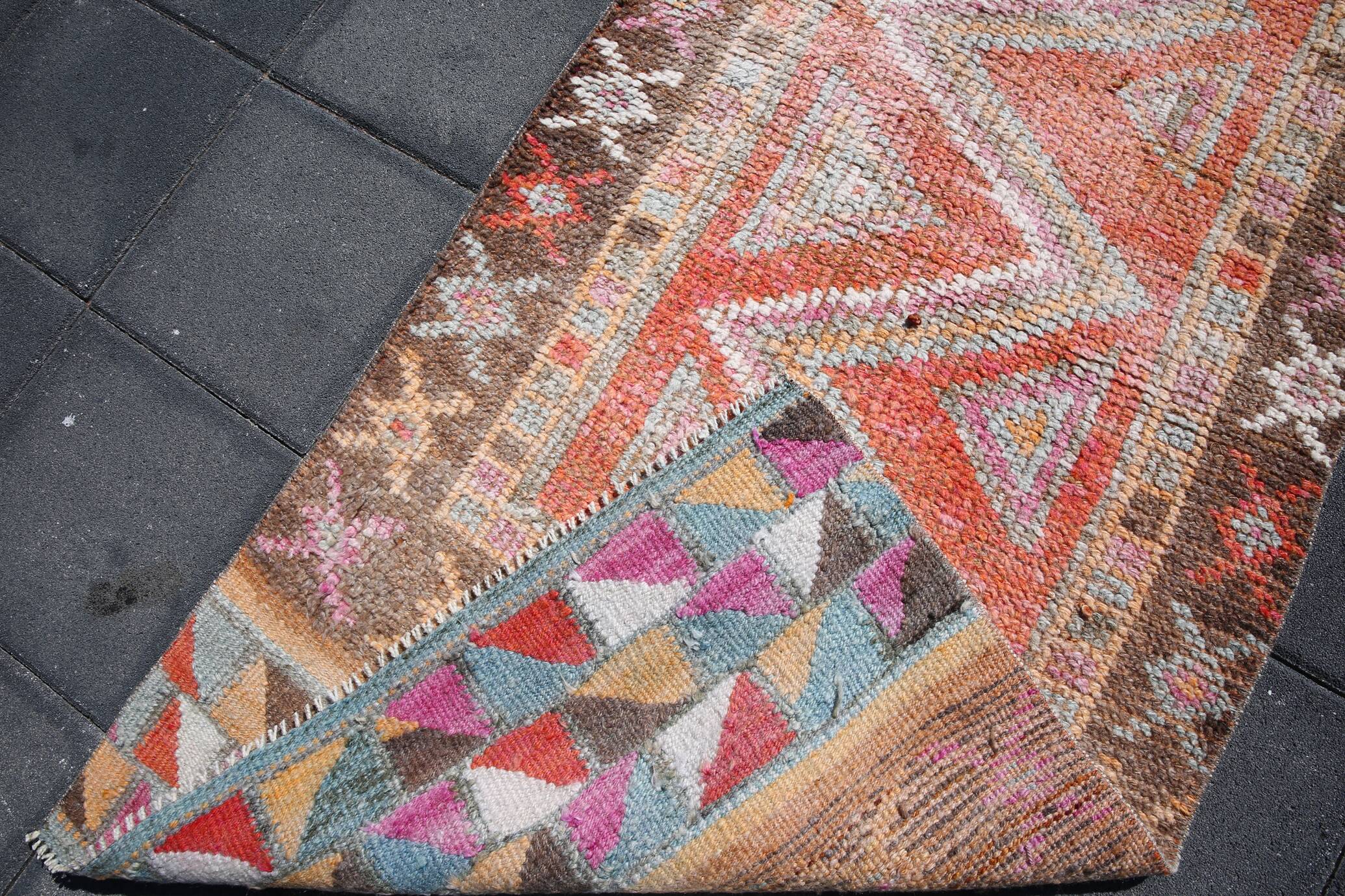 Colorful Vintage Runner Rug, Soft Pink Handmade Hallway Carpet, 82x334 Cm